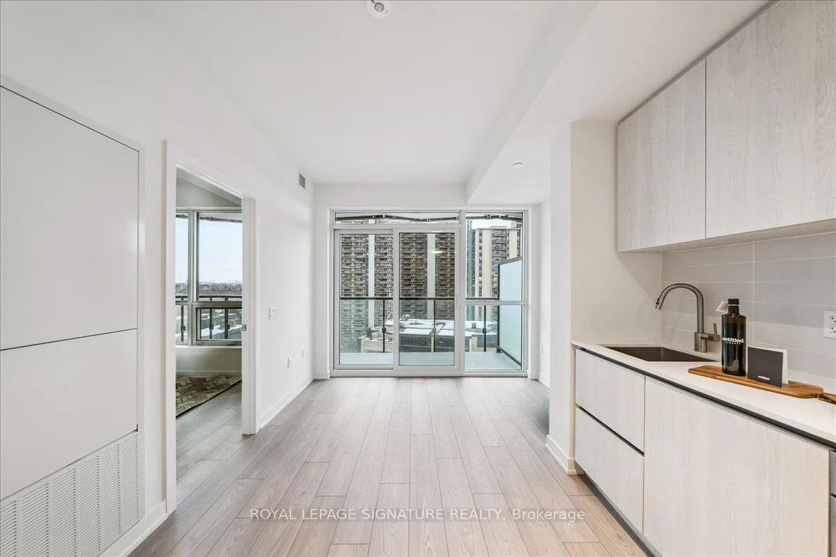 Photo 15 of Unit 1313, 120 Broadway Avenue, Toronto, Mount Pleasant West — HOMEH