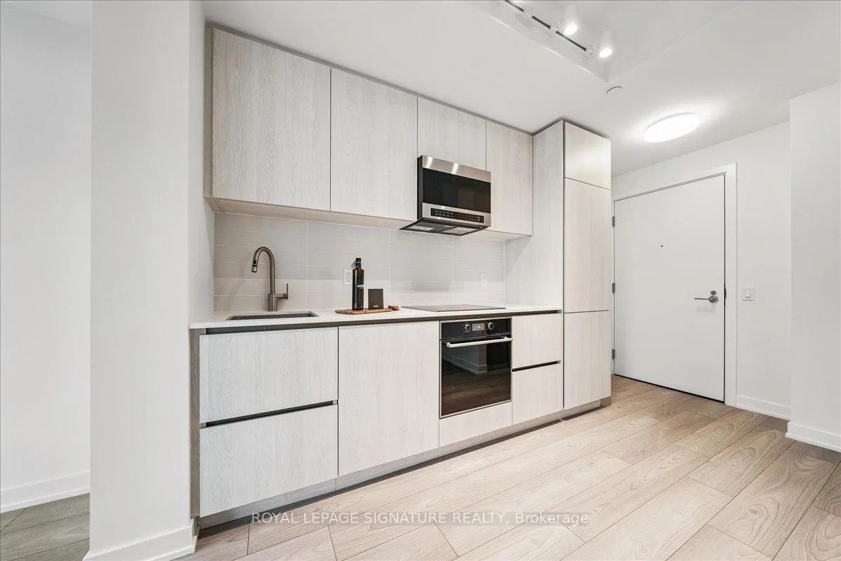 Photo 17 of Unit 1313, 120 Broadway Avenue, Toronto, Mount Pleasant West — HOMEH