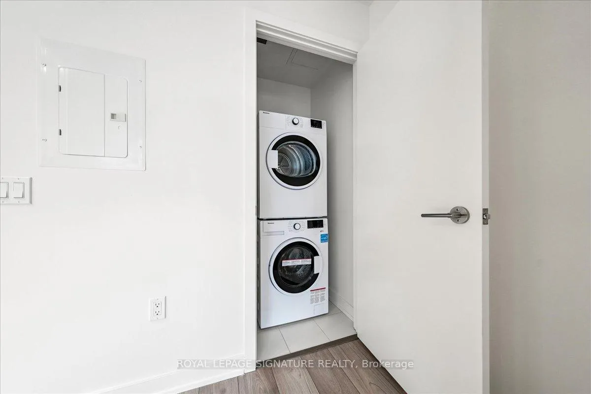 Photo 23 of Unit 1313, 120 Broadway Avenue, Toronto, Mount Pleasant West — HOMEH