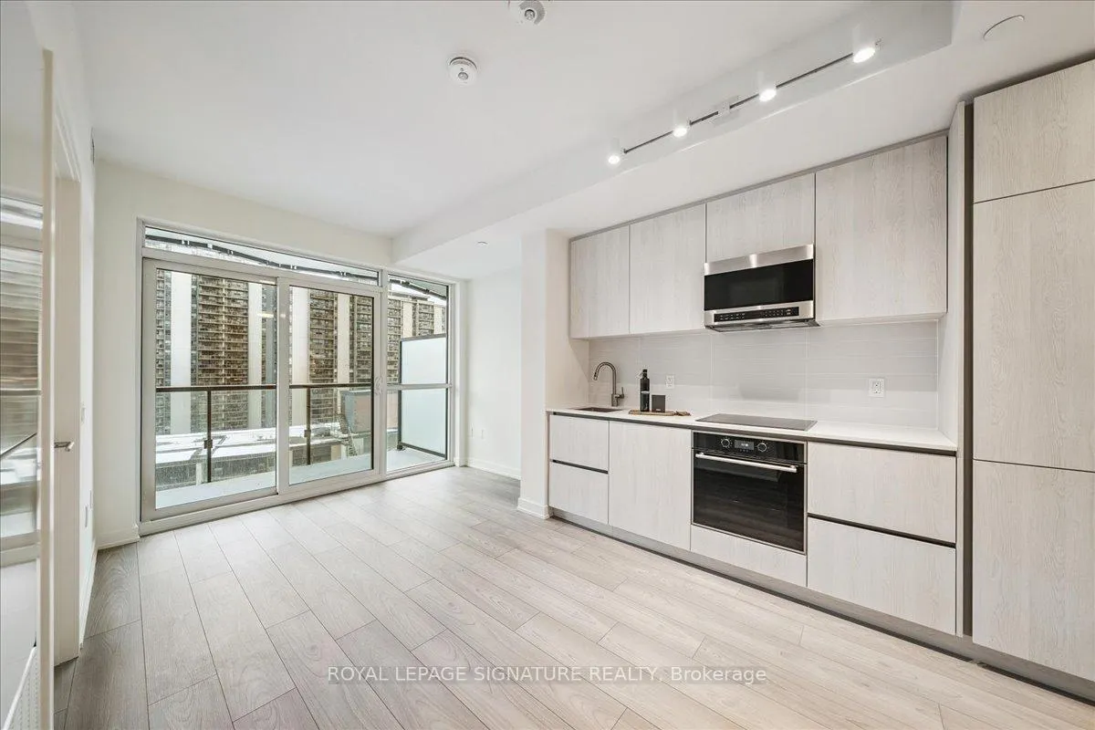 Photo 24 of Unit 1313, 120 Broadway Avenue, Toronto, Mount Pleasant West — HOMEH