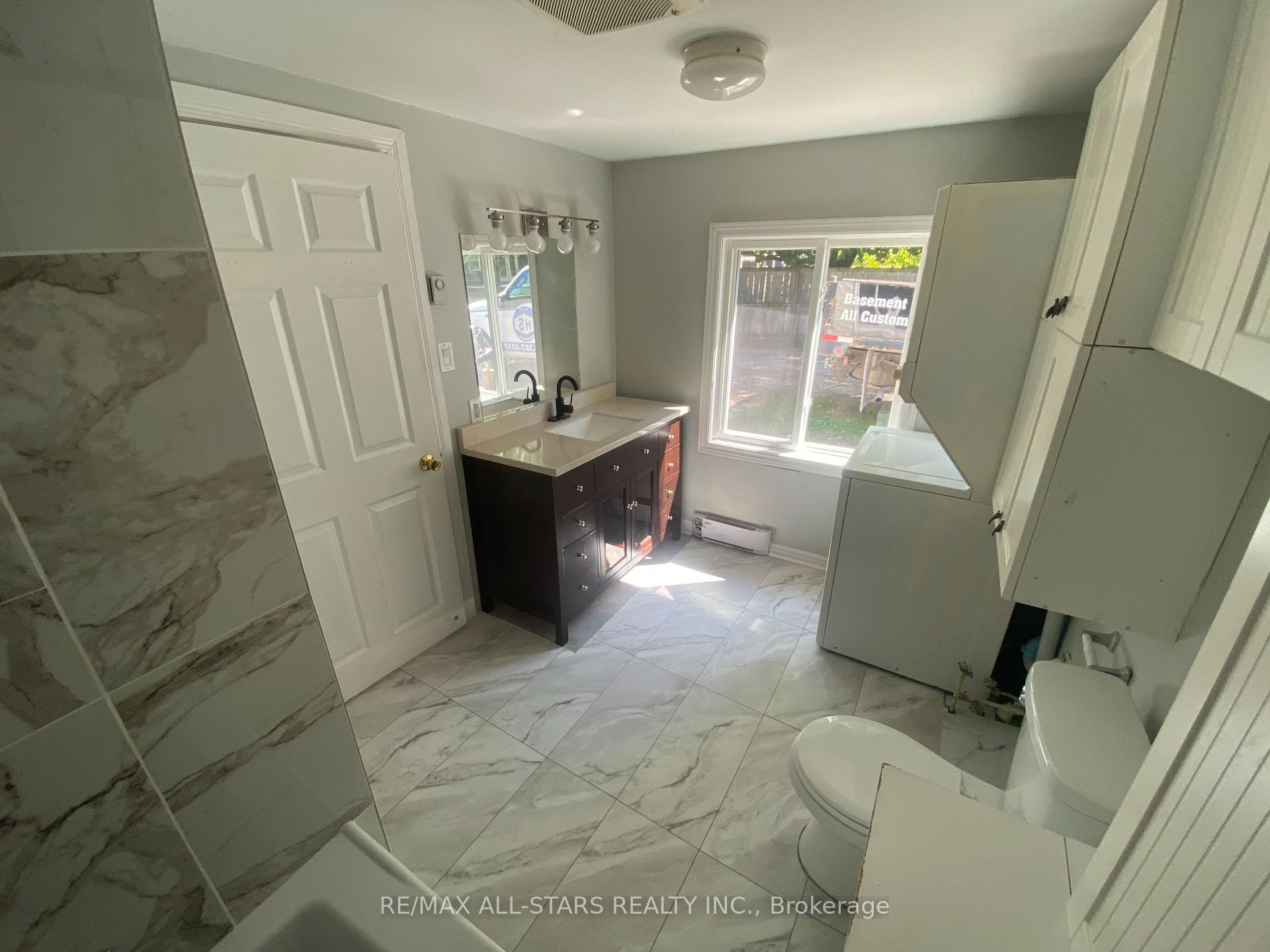 Photo 13 of 8 Jackie Lane, Georgina, Historic Lakeshore Communities — HOMEH