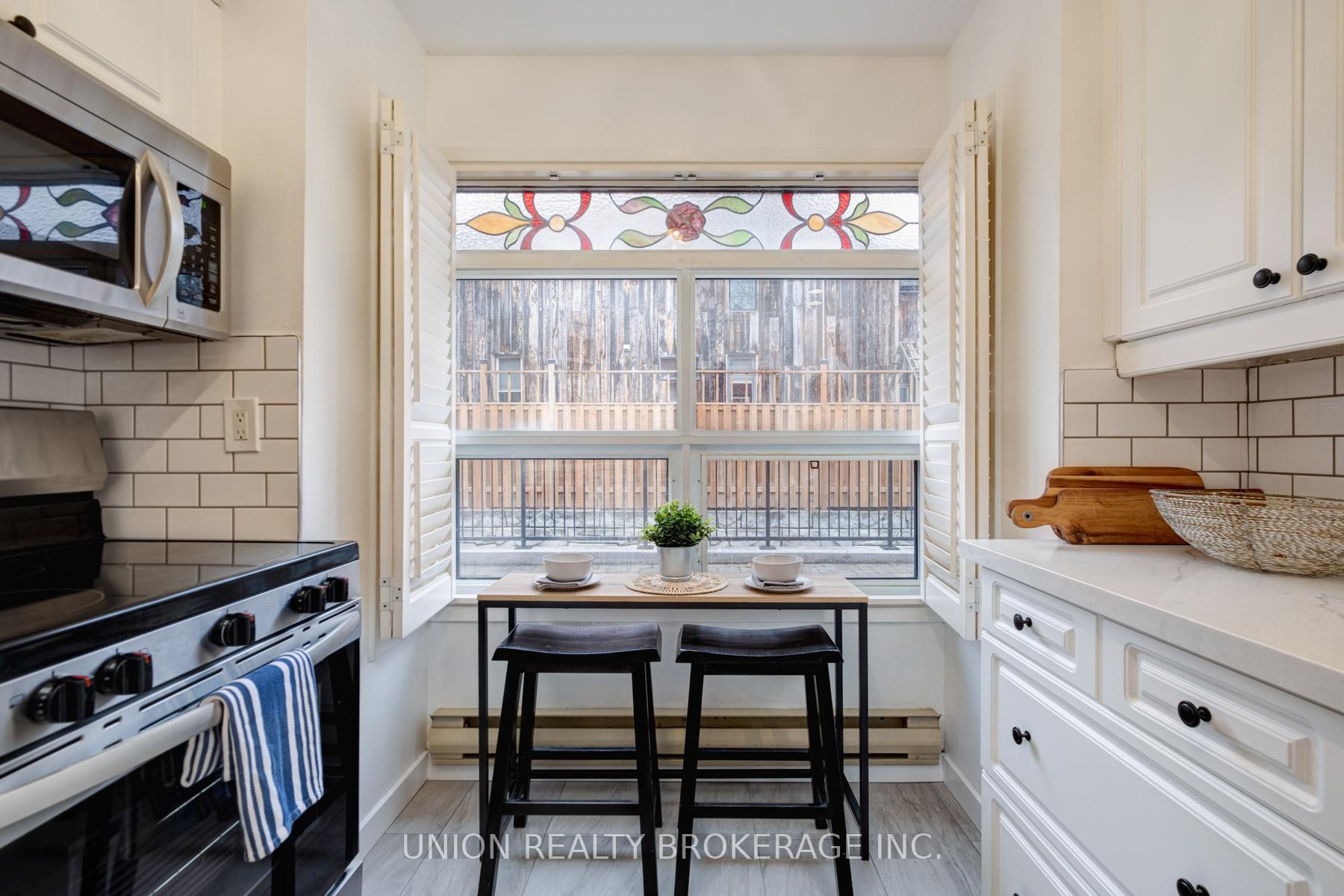 Photo 11 of Unit 9, 90 Kippendavie Avenue, Toronto, The Beaches — HOMEH