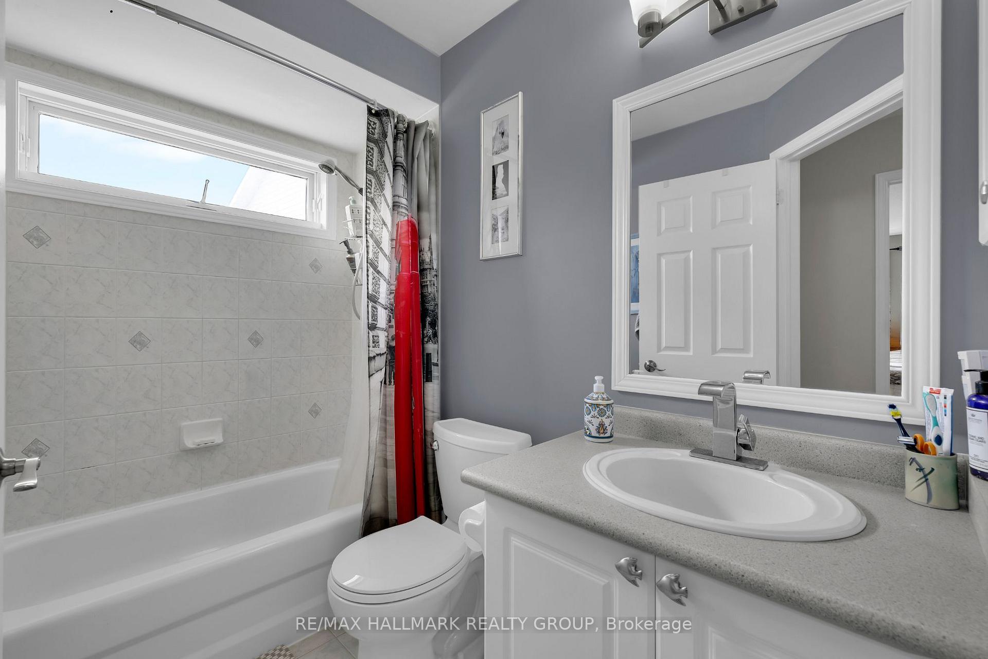 Photo 33 of 4136 Wolfe Point Way, Ottawa, Riverside South/Gloucester Glen — HOMEH