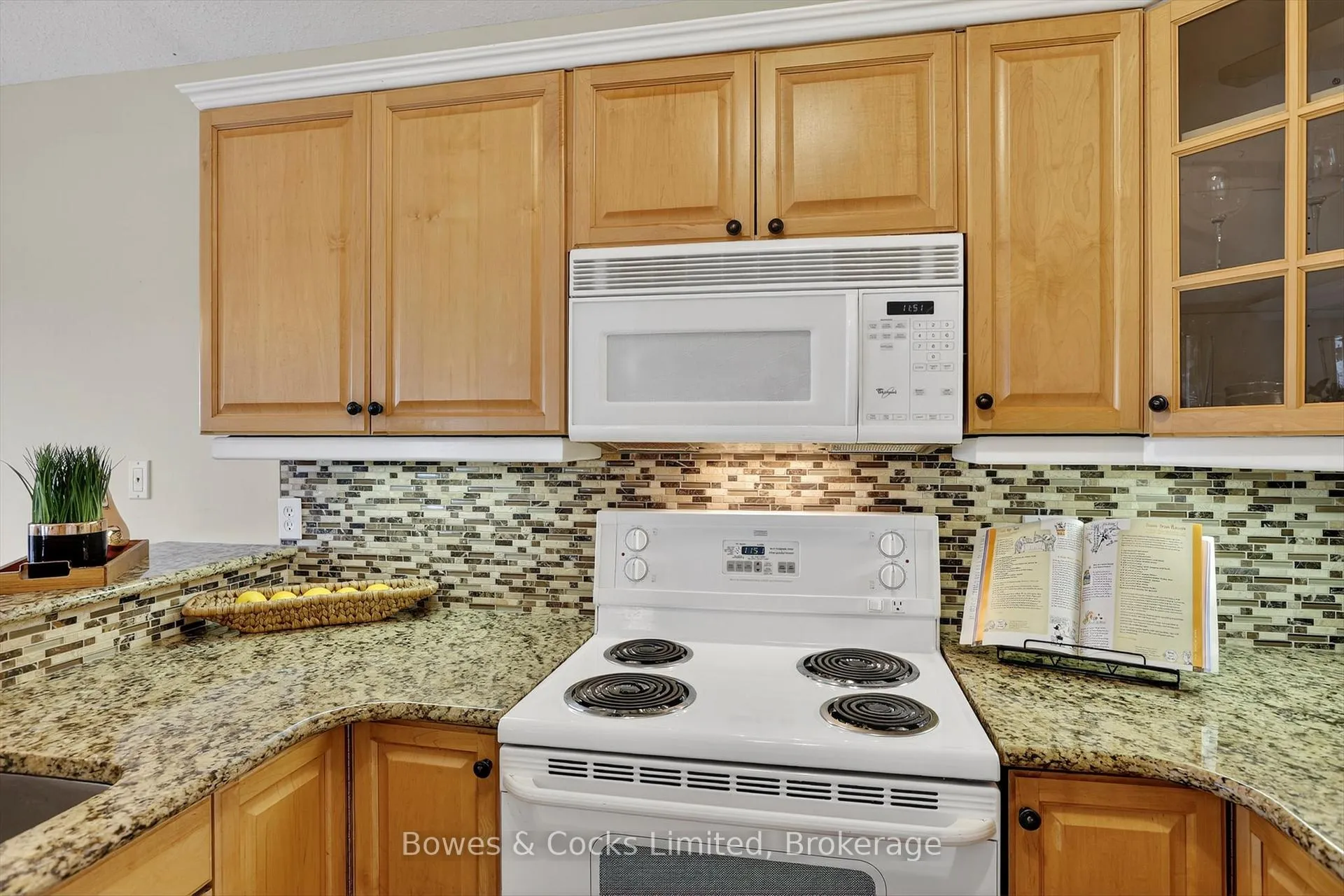 Photo 16 of 148 Haden Avenue, Peterborough, Northcrest Ward 5 — HOMEH