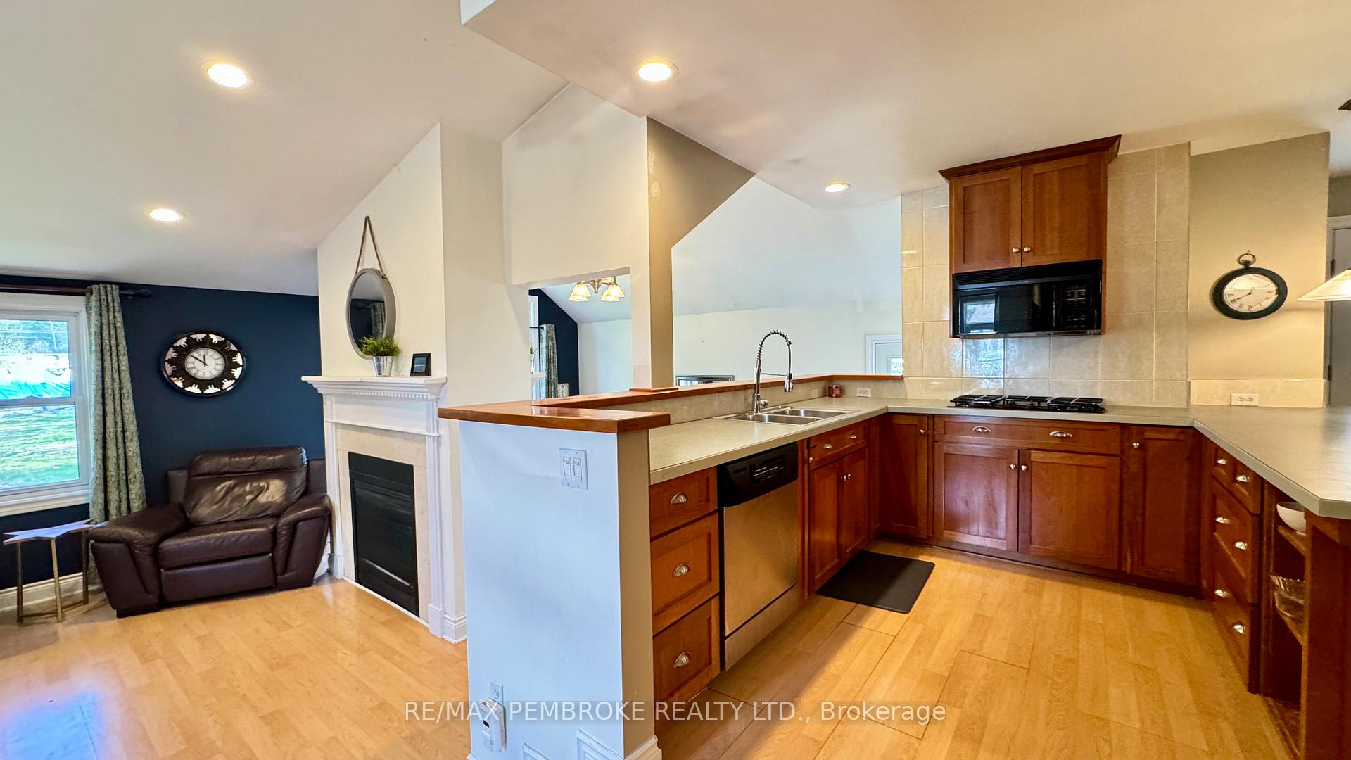 Photo 11 of 179 Ridge Road, Deep River — HOMEH