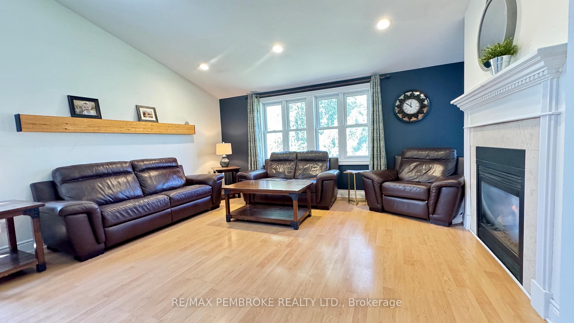 Photo 17 of 179 Ridge Road, Deep River — HOMEH