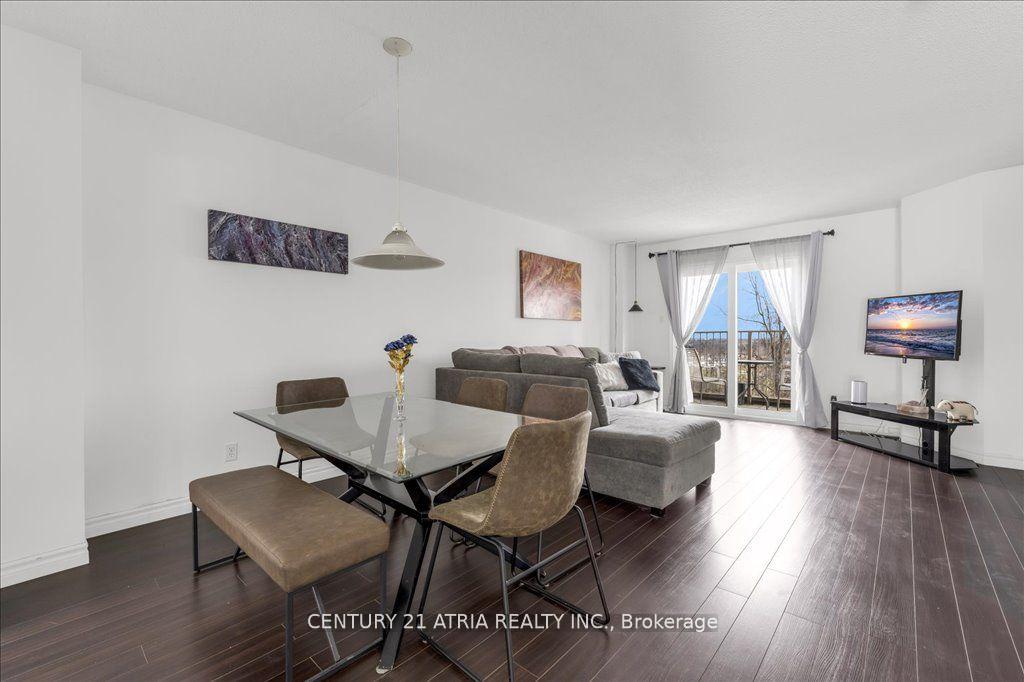 Photo 6 of Unit 14, 230 Blackhorne Drive, Kitchener — HOMEH