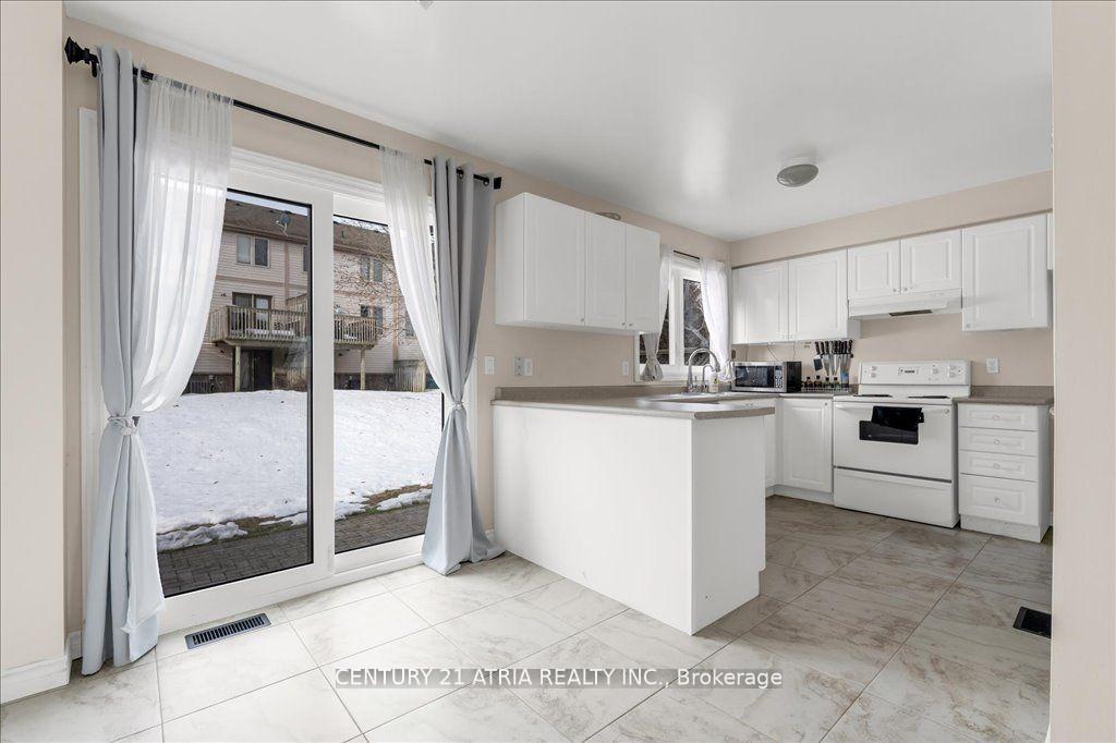Photo 9 of Unit 14, 230 Blackhorne Drive, Kitchener — HOMEH