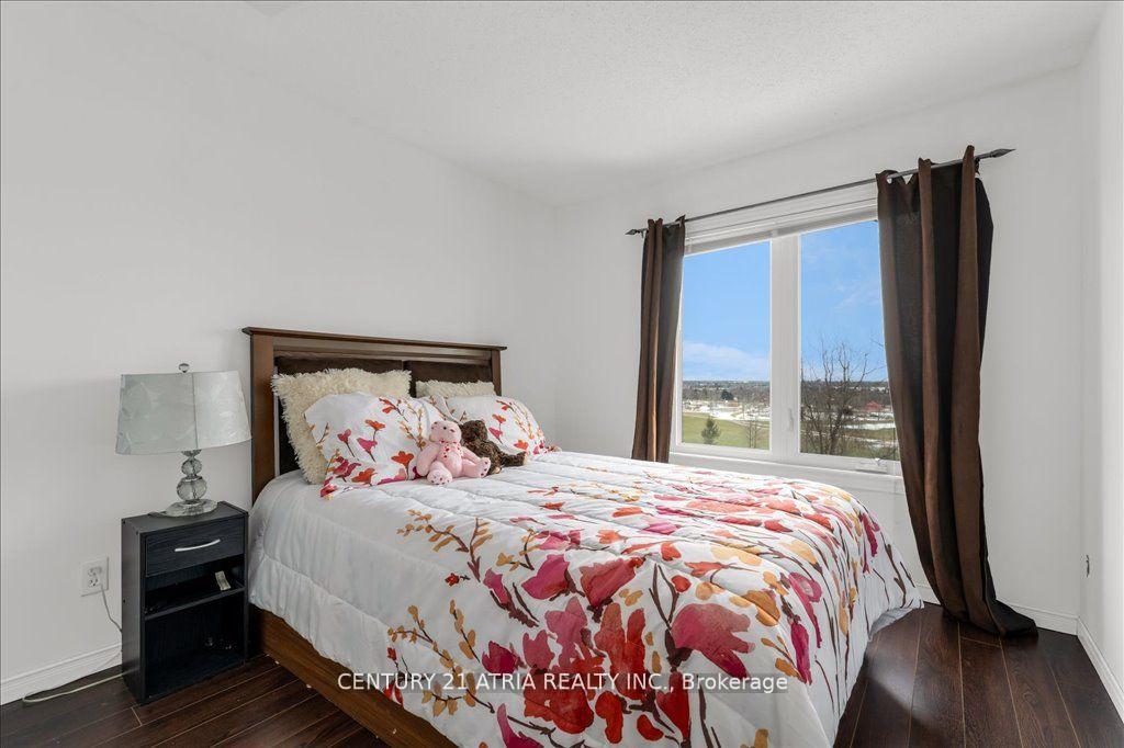 Photo 11 of Unit 14, 230 Blackhorne Drive, Kitchener — HOMEH