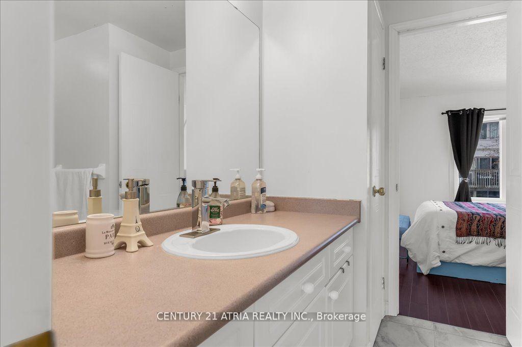 Photo 20 of Unit 14, 230 Blackhorne Drive, Kitchener — HOMEH