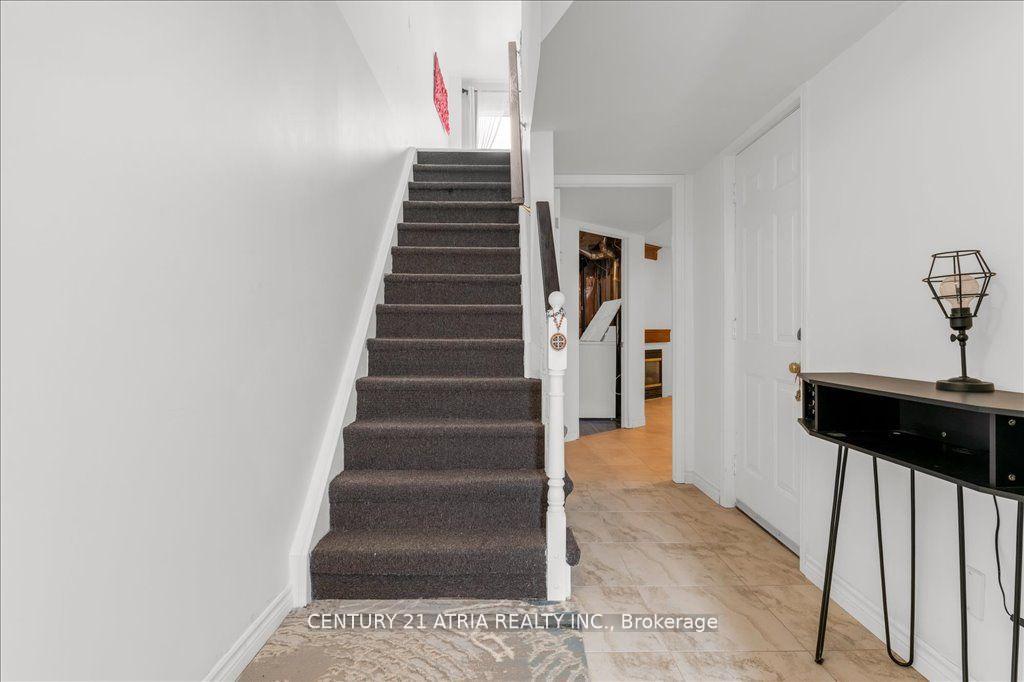 Photo 21 of Unit 14, 230 Blackhorne Drive, Kitchener — HOMEH