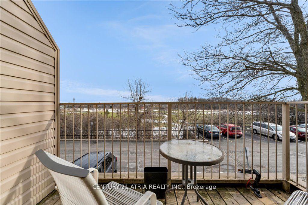 Photo 24 of Unit 14, 230 Blackhorne Drive, Kitchener — HOMEH