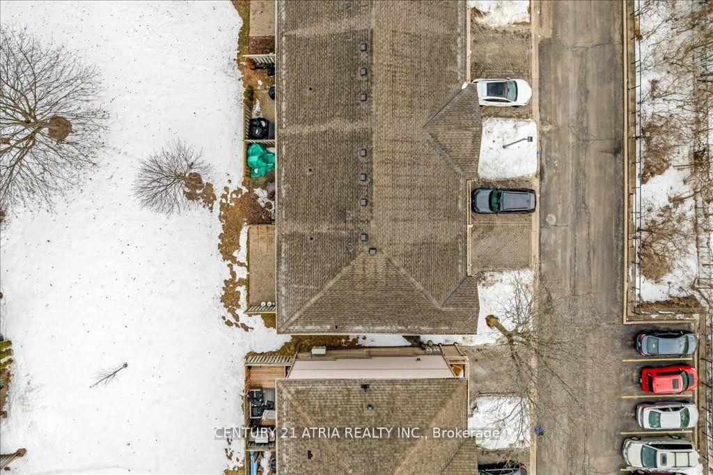 Photo 32 of Unit 14, 230 Blackhorne Drive, Kitchener — HOMEH