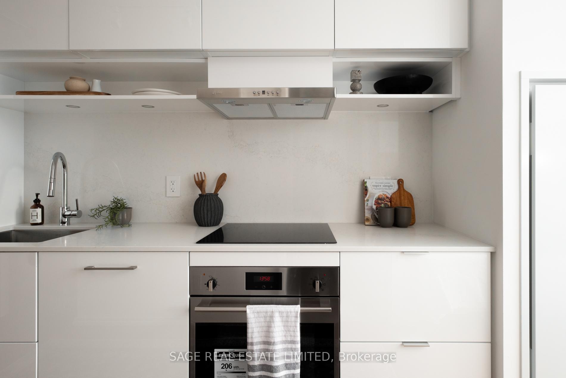 Photo 4 of Unit 1912, 5 Soudan Avenue, Toronto, Mount Pleasant West — HOMEH