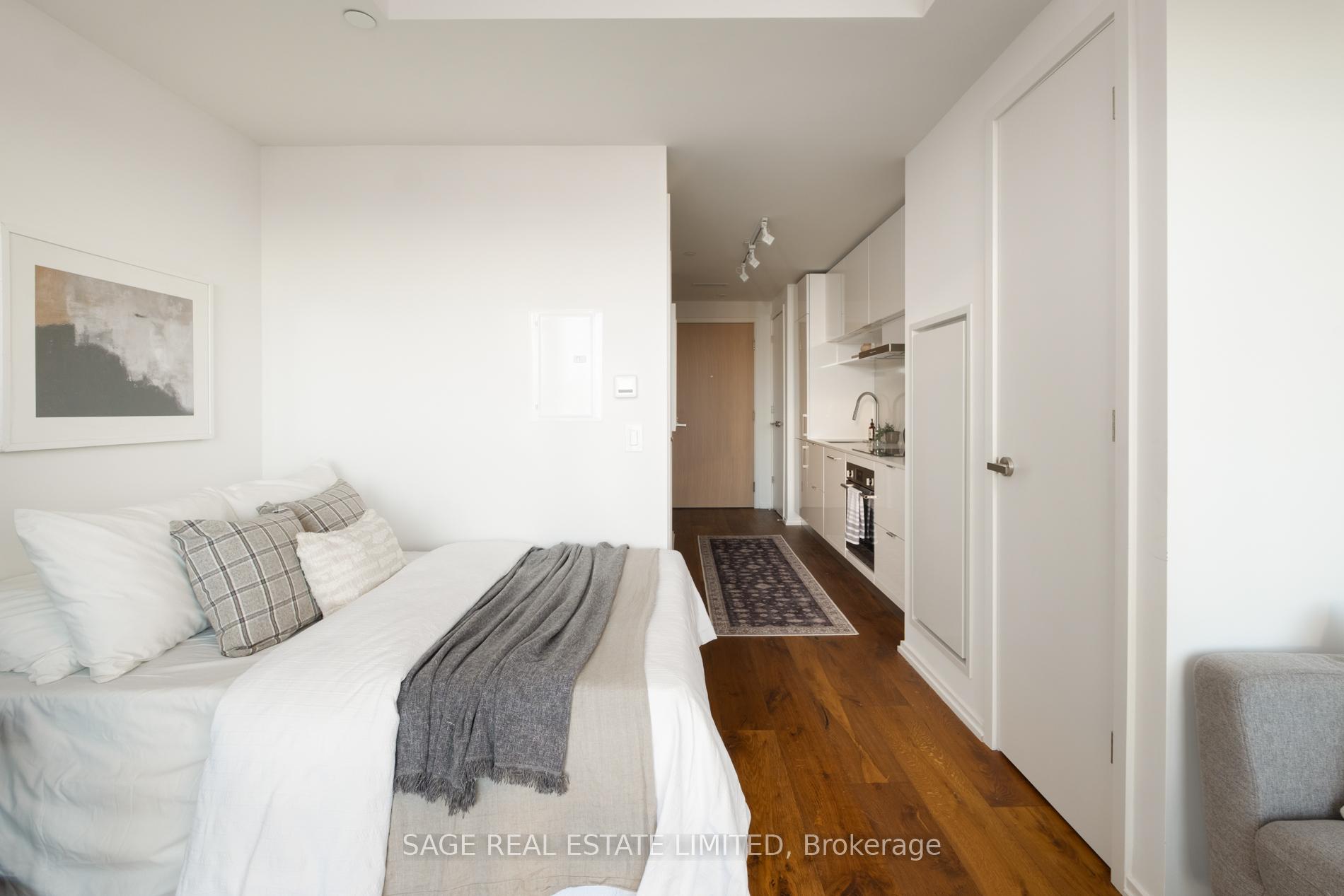 Photo 11 of Unit 1912, 5 Soudan Avenue, Toronto, Mount Pleasant West — HOMEH