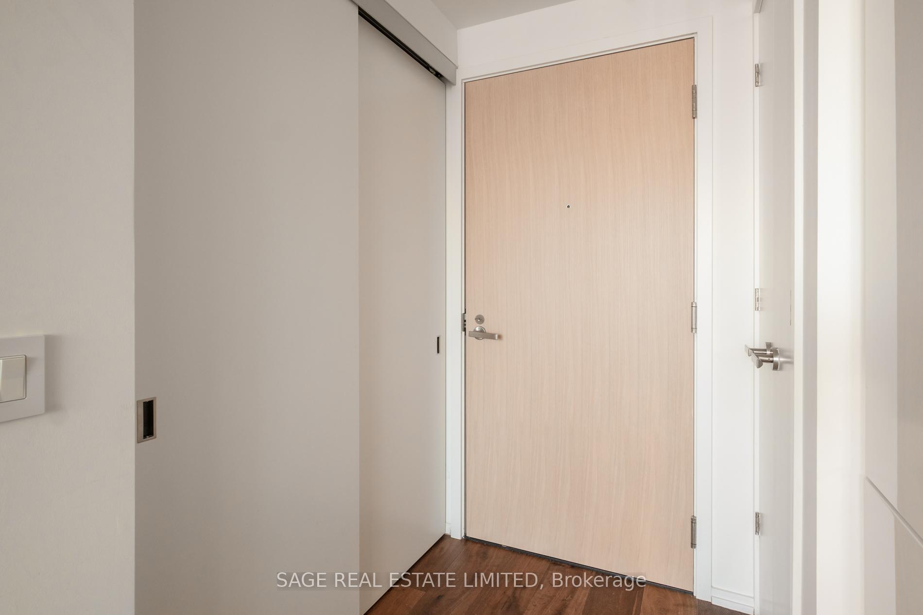 Photo 16 of Unit 1912, 5 Soudan Avenue, Toronto, Mount Pleasant West — HOMEH