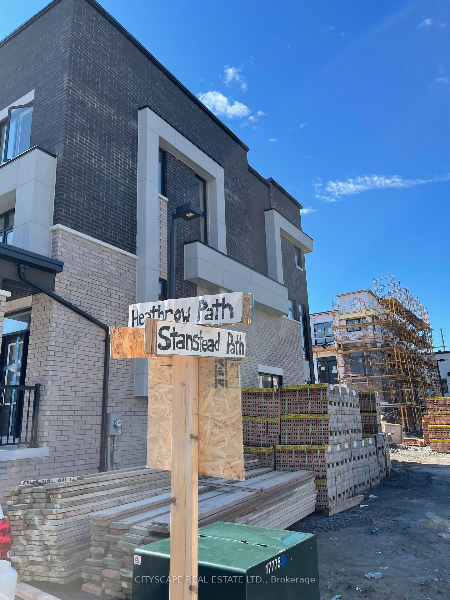 Photo 14 of 788 Heathrow Path, Oshawa, Samac — HOMEH