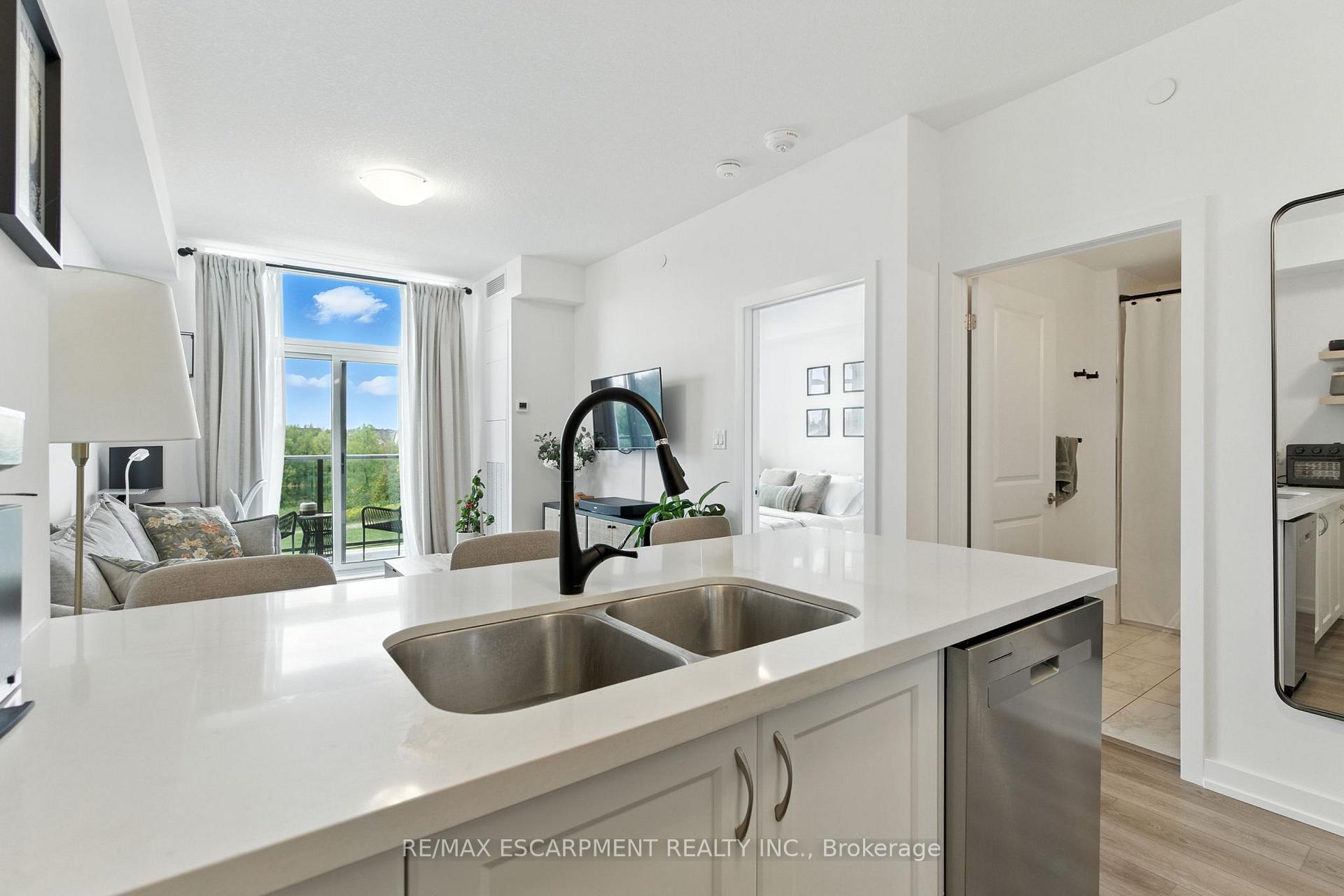 Photo 13 of Unit 313, 460 Dundas Street E, Hamilton, Waterdown — HOMEH