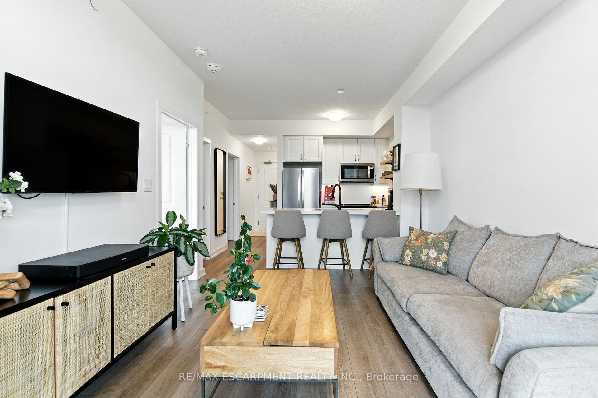 Photo 19 of Unit 313, 460 Dundas Street E, Hamilton, Waterdown — HOMEH