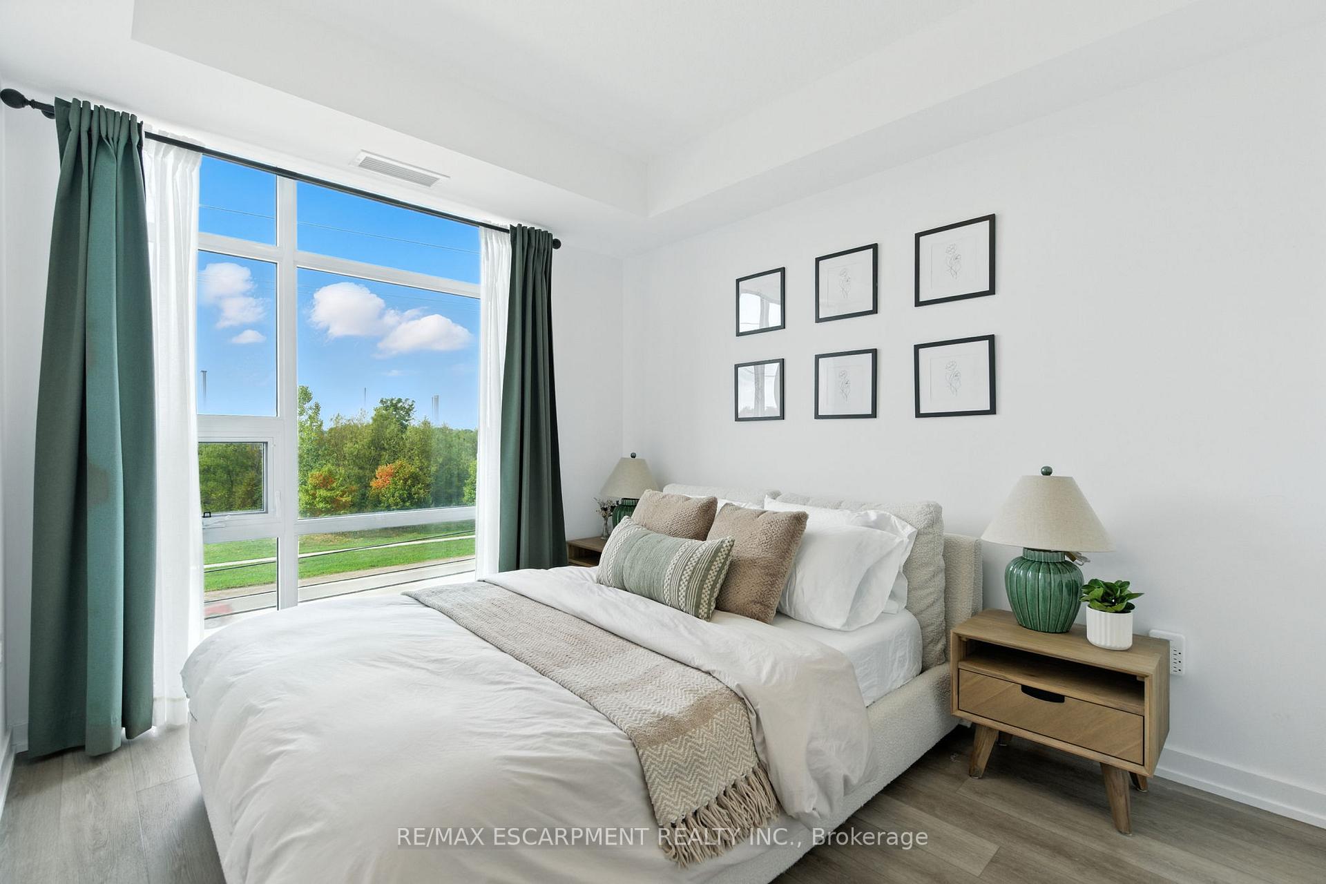 Photo 20 of Unit 313, 460 Dundas Street E, Hamilton, Waterdown — HOMEH