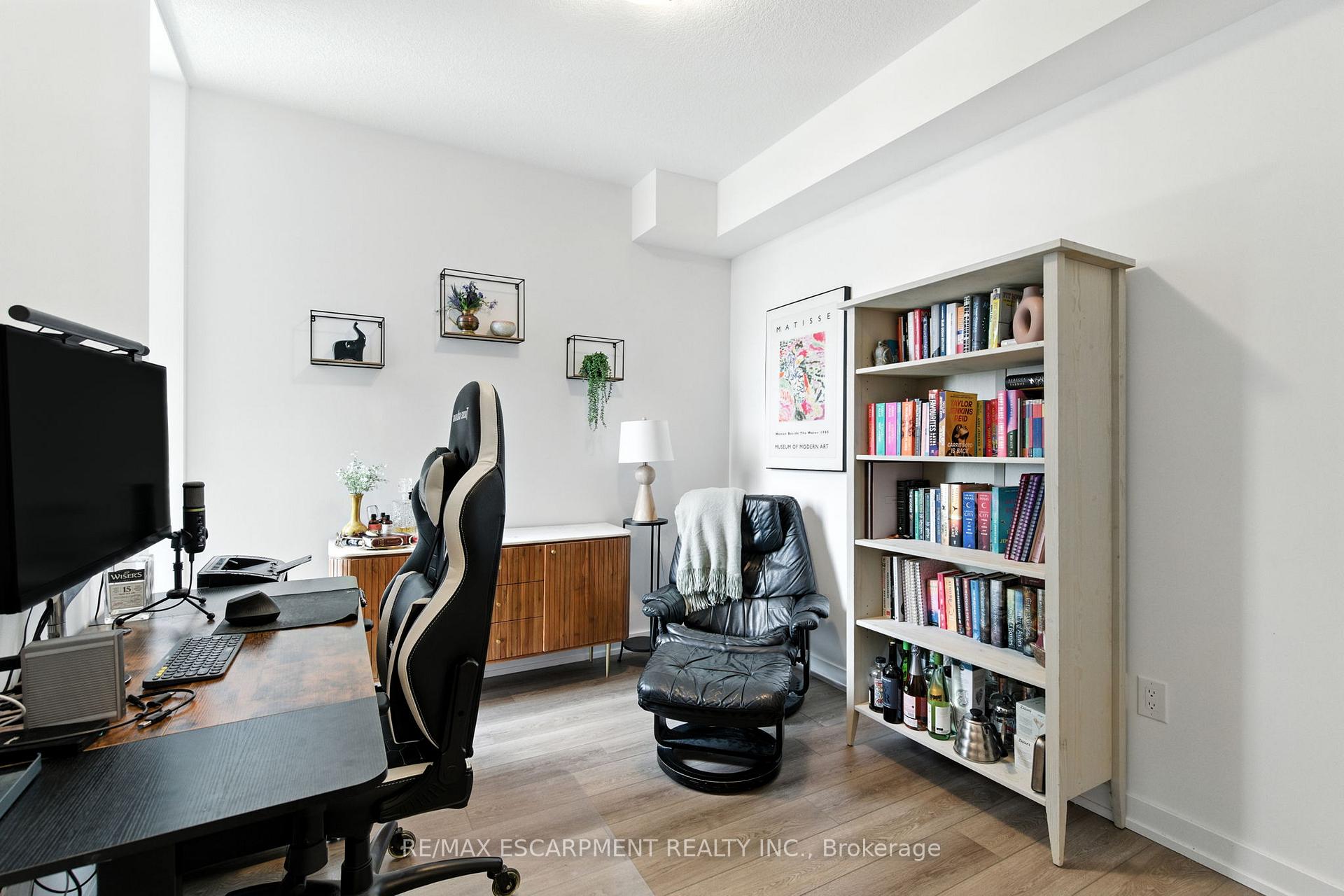 Photo 24 of Unit 313, 460 Dundas Street E, Hamilton, Waterdown — HOMEH