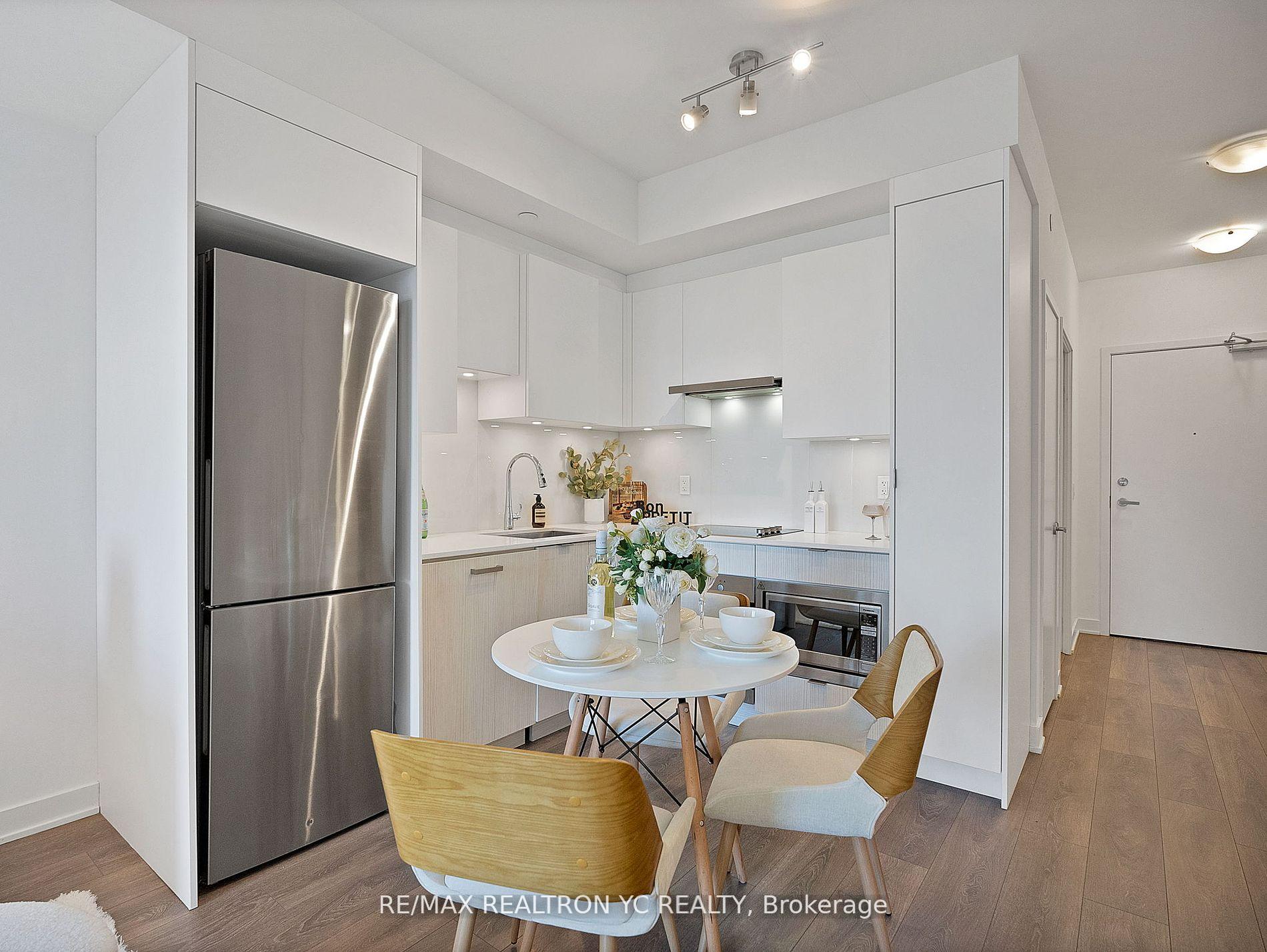 Photo 15 of Unit 2902, 99 Broadway Avenue, Toronto, Mount Pleasant West — HOMEH