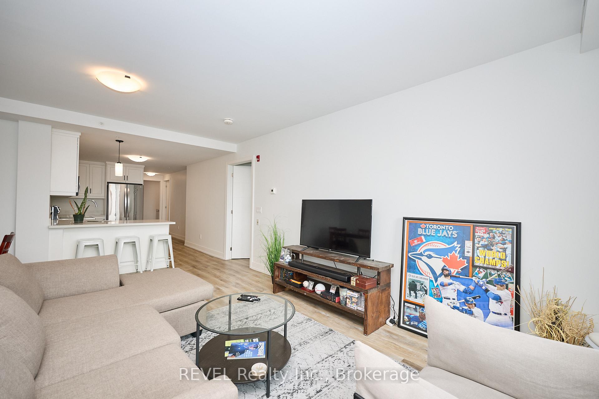 Photo 8 of Unit 305, 300B Fourth Avenue, St. Catharines, Ridley — HOMEH