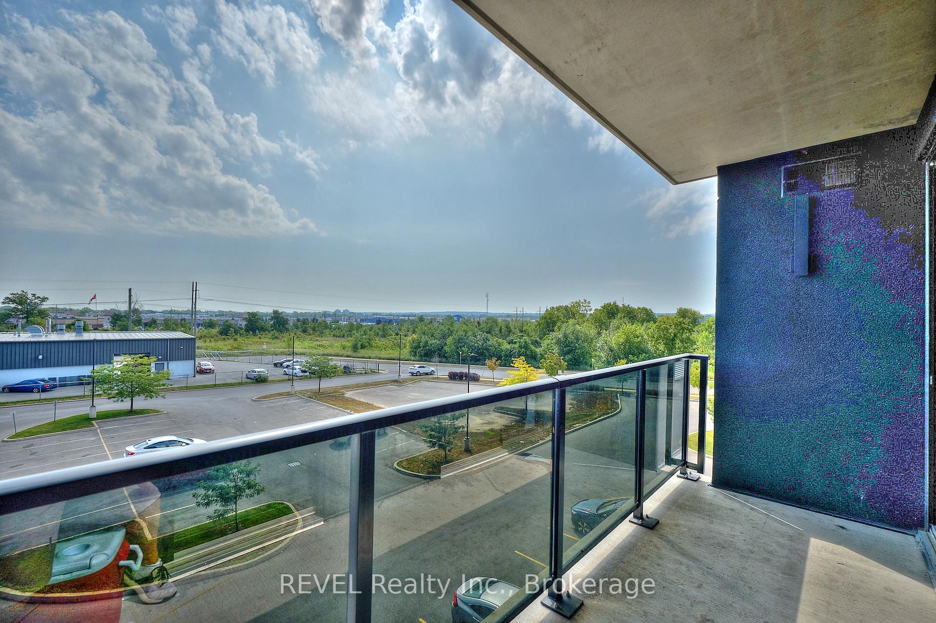Photo 19 of Unit 305, 300B Fourth Avenue, St. Catharines, Ridley — HOMEH