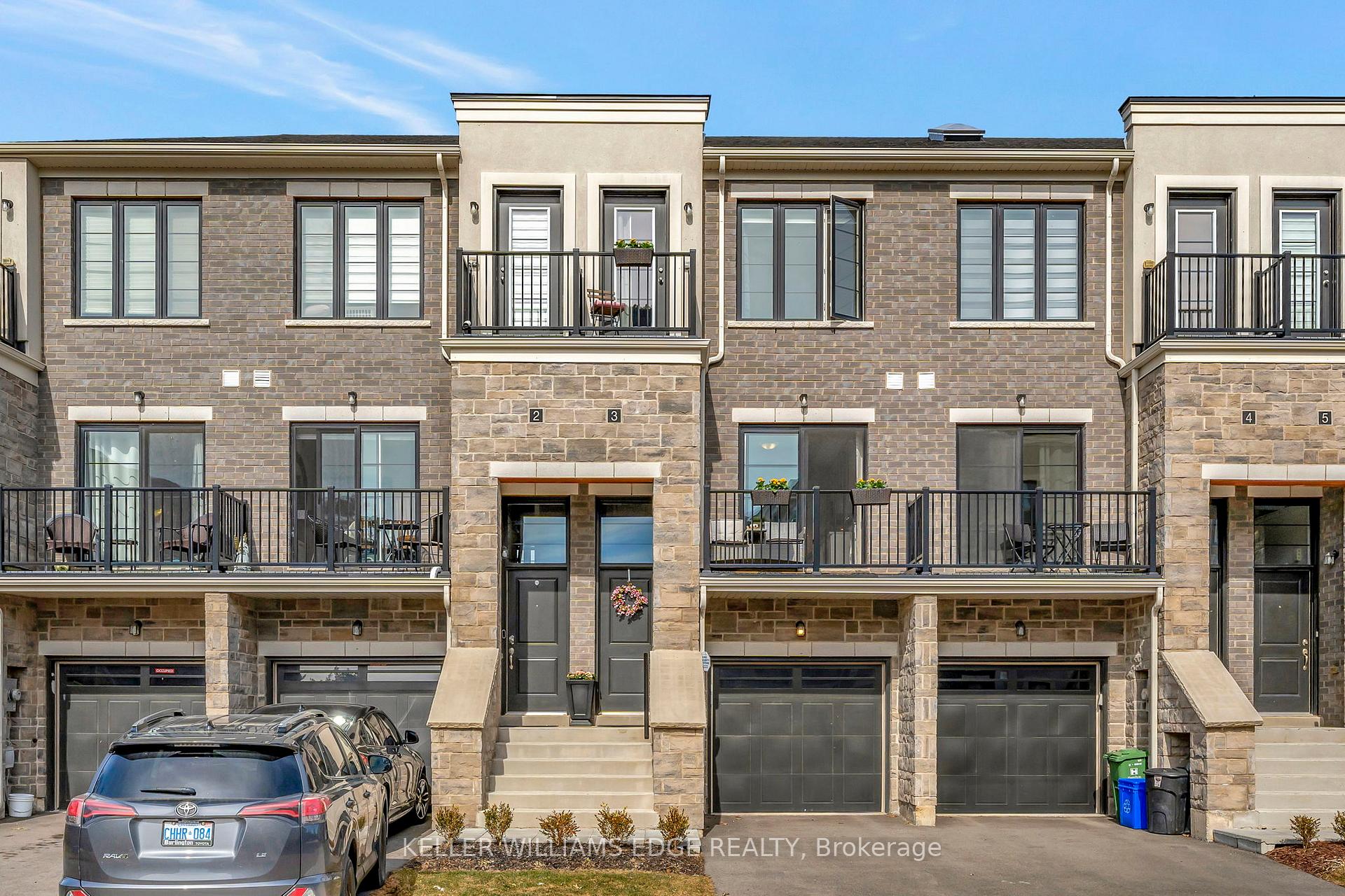 Front of Unit 3, 383 Dundas Street E