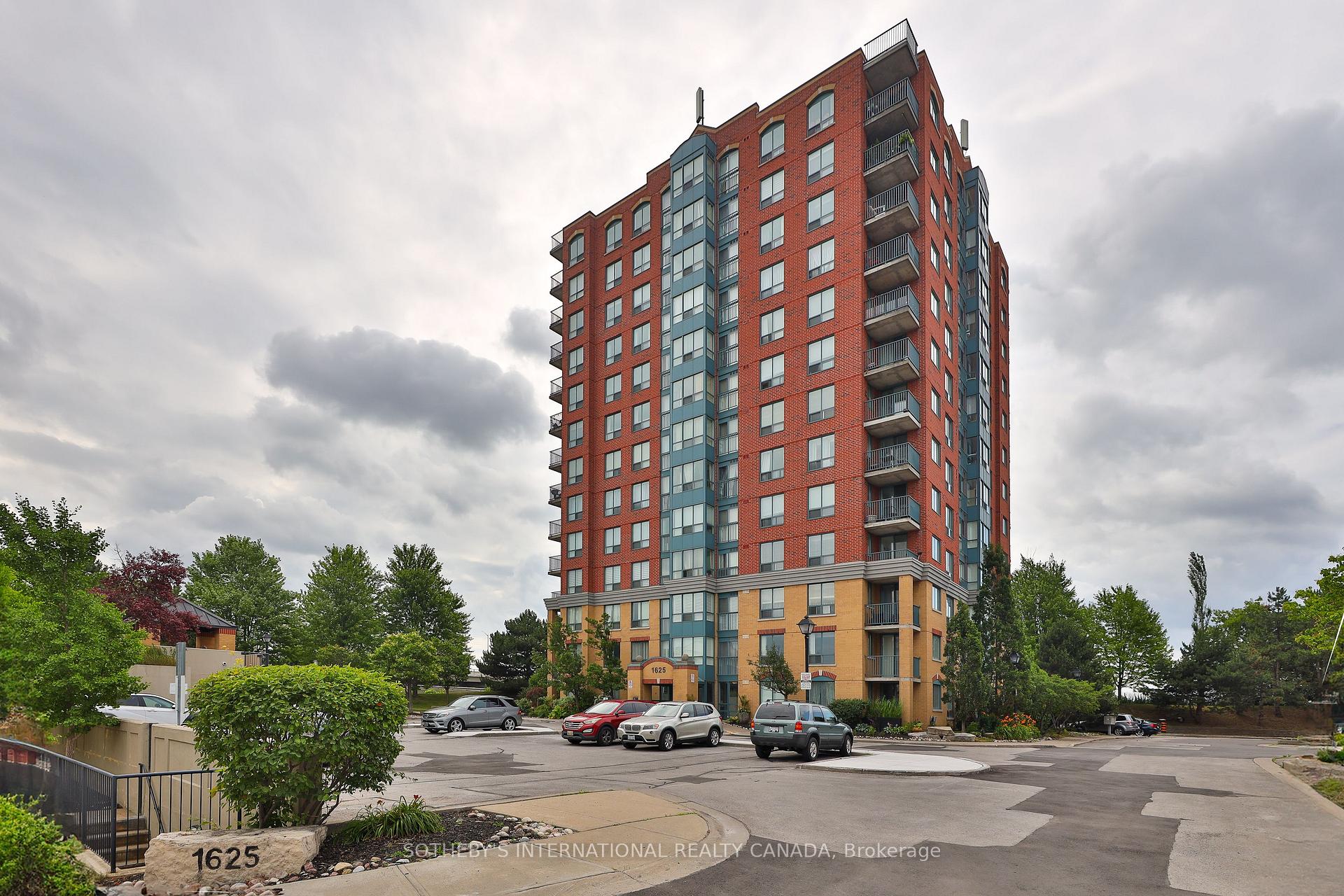 Front of Unit 709, 1625 Pickering Parkway