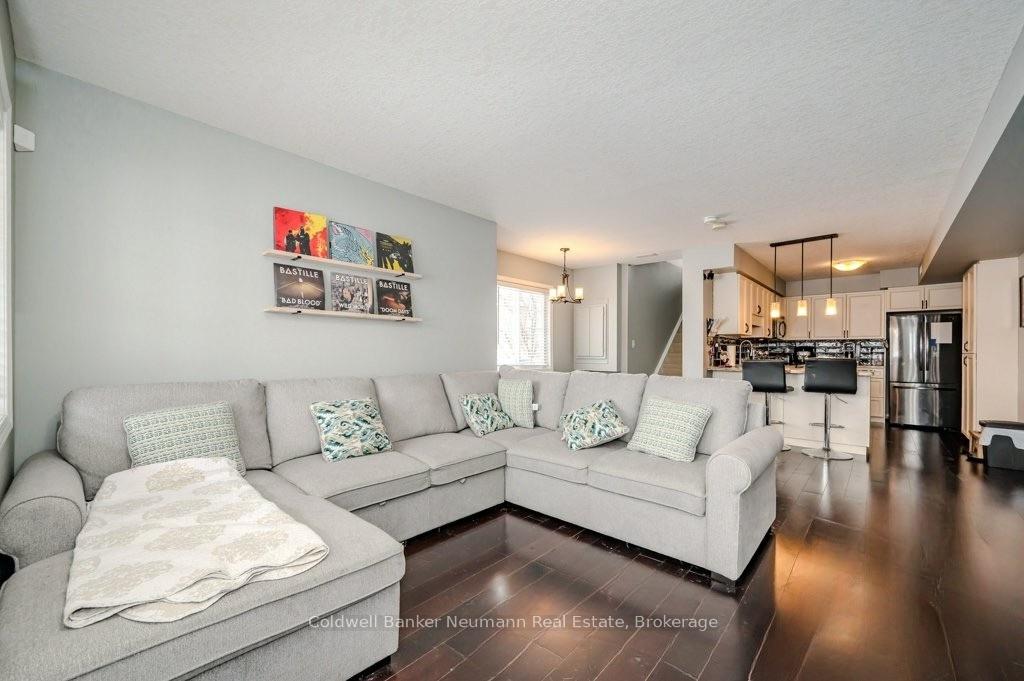 Photo 5 of Unit 45, 35 Mountford Drive, Guelph, Grange Road — HOMEH