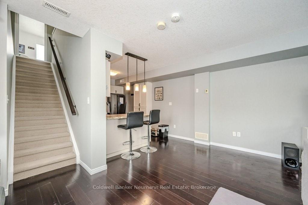 Photo 10 of Unit 45, 35 Mountford Drive, Guelph, Grange Road — HOMEH