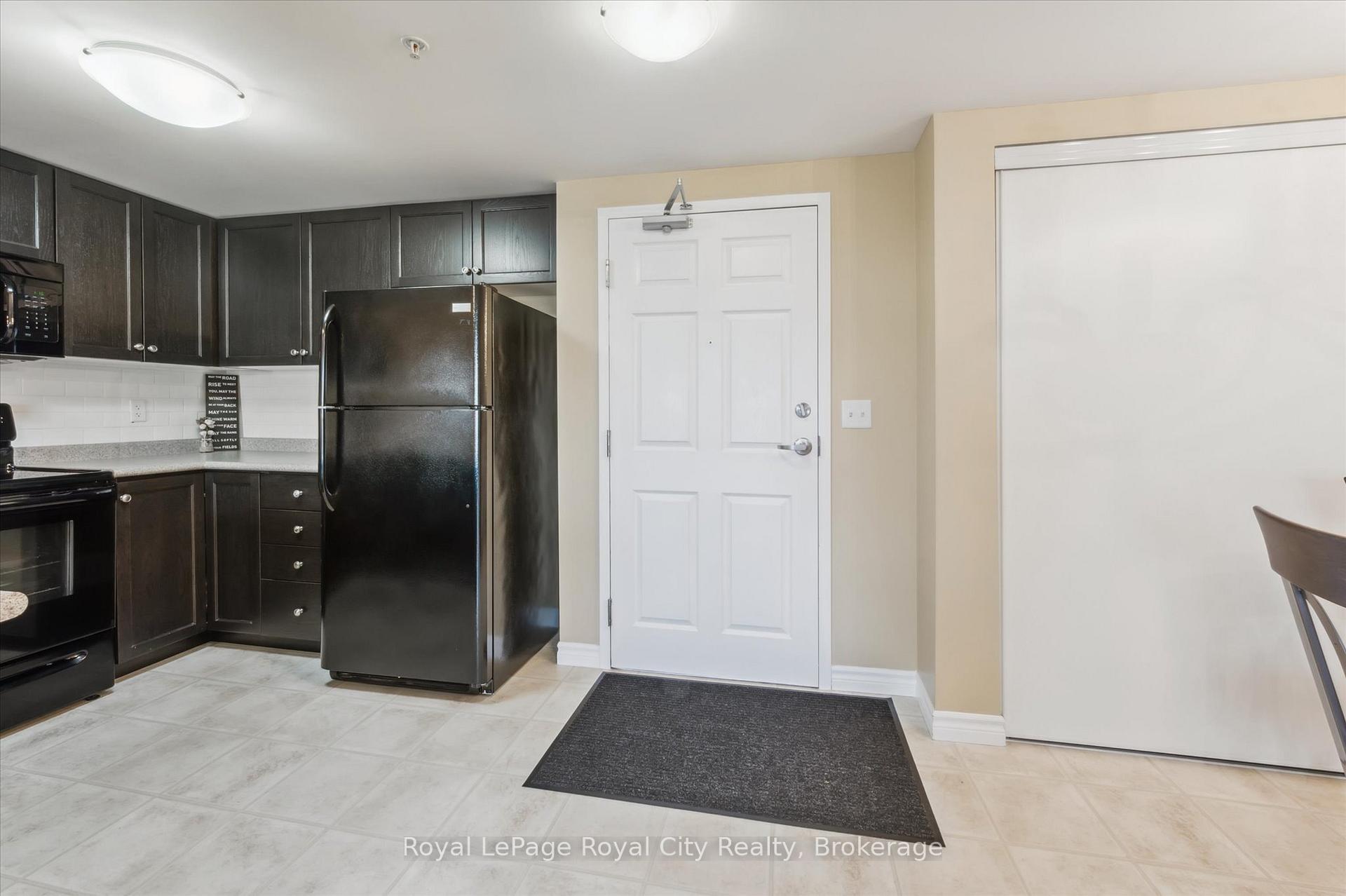 Photo 10 of Unit 409, 67 Kingsbury Square, Guelph, Pineridge/Westminster Woods — HOMEH