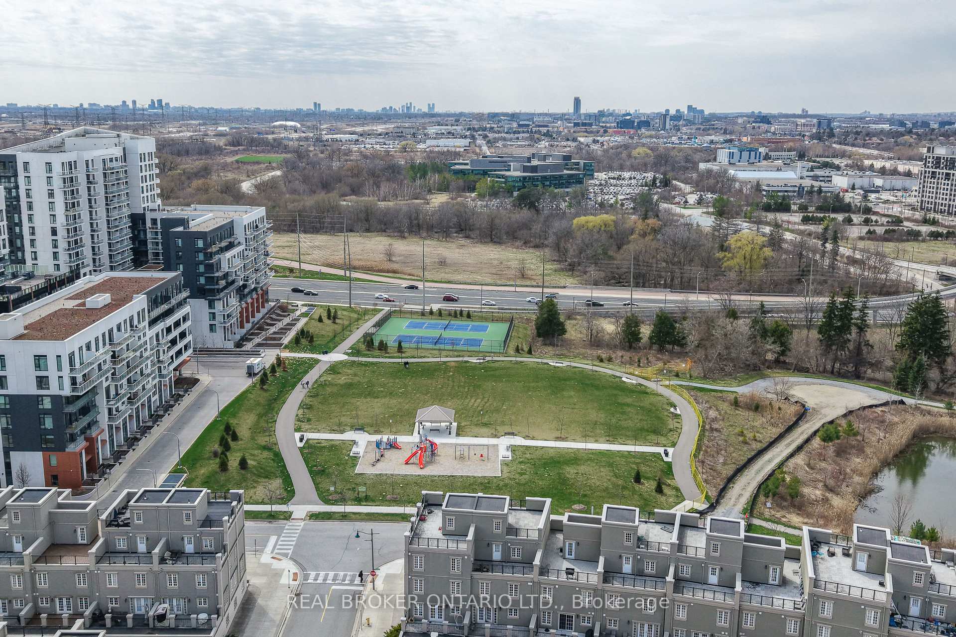 Photo 39 of Unit 301, 111 Upper Duke Crescent, Markham, Unionville — HOMEH