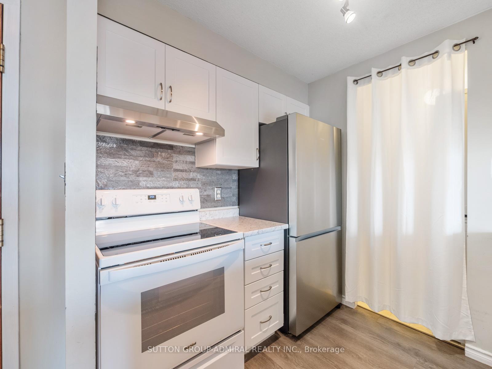 Photo 7 of Unit 601, 1625 Pickering Parkway, Pickering, Village East — HOMEH