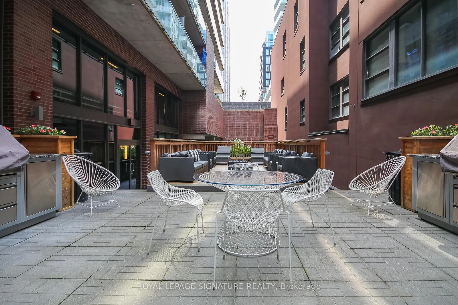 Photo 32 of Unit 804, 90 Broadview Avenue, Toronto, South Riverdale — HOMEH