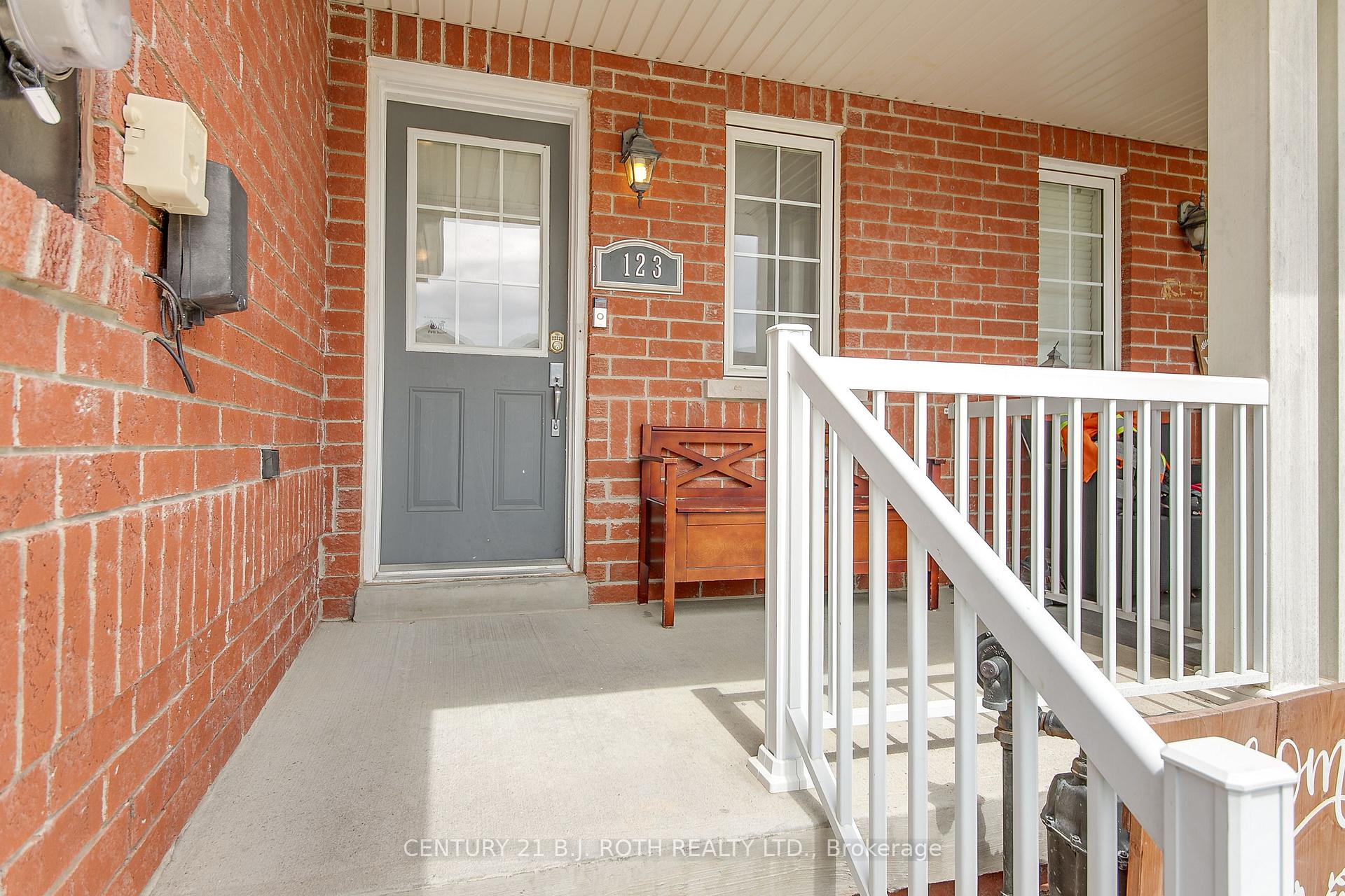 Photo 3 of 123 Stonemount Crescent, Essa, Angus — HOMEH