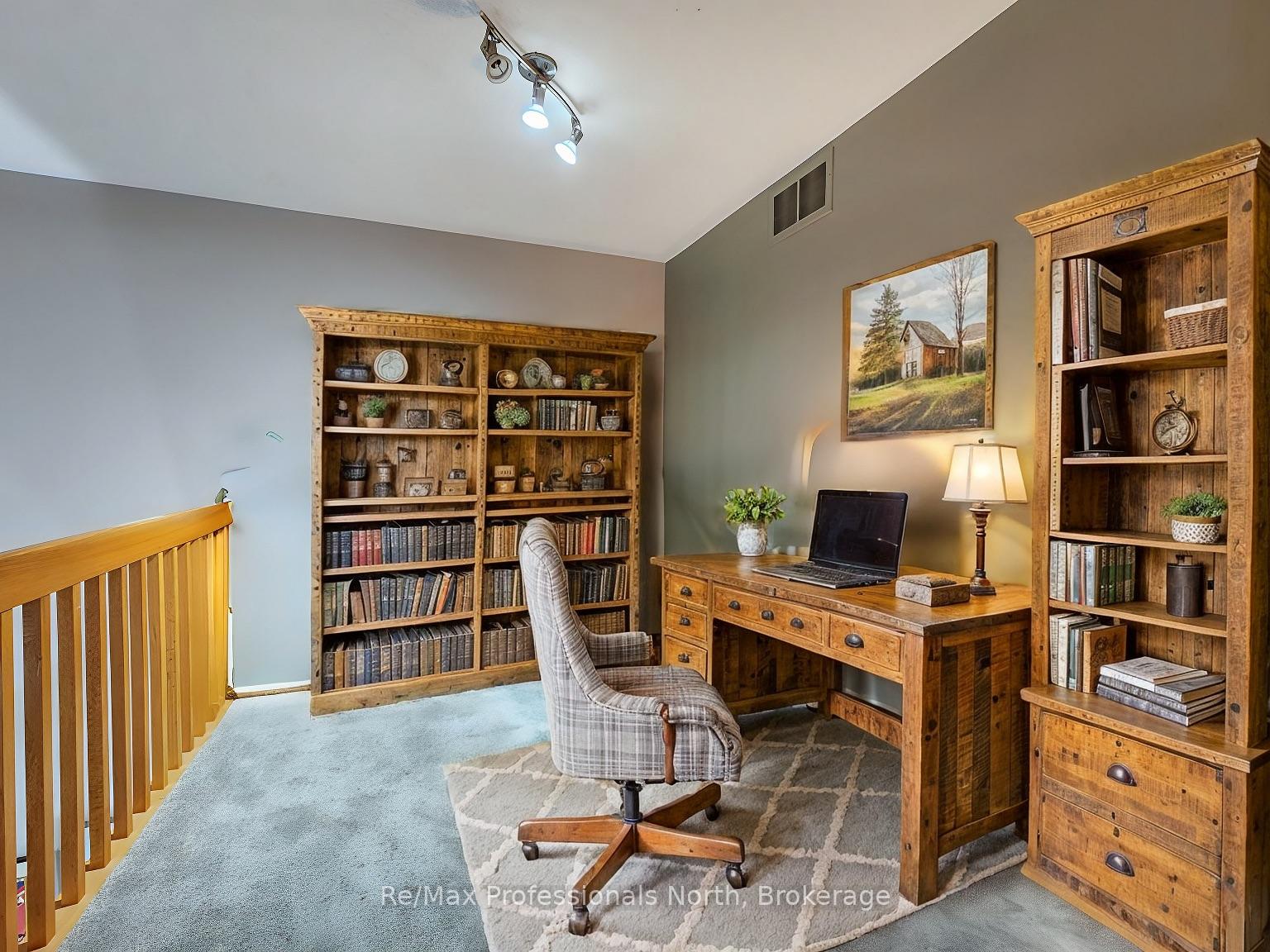 Photo 27 of 44 Fairways Court, Bracebridge, Macaulay — HOMEH