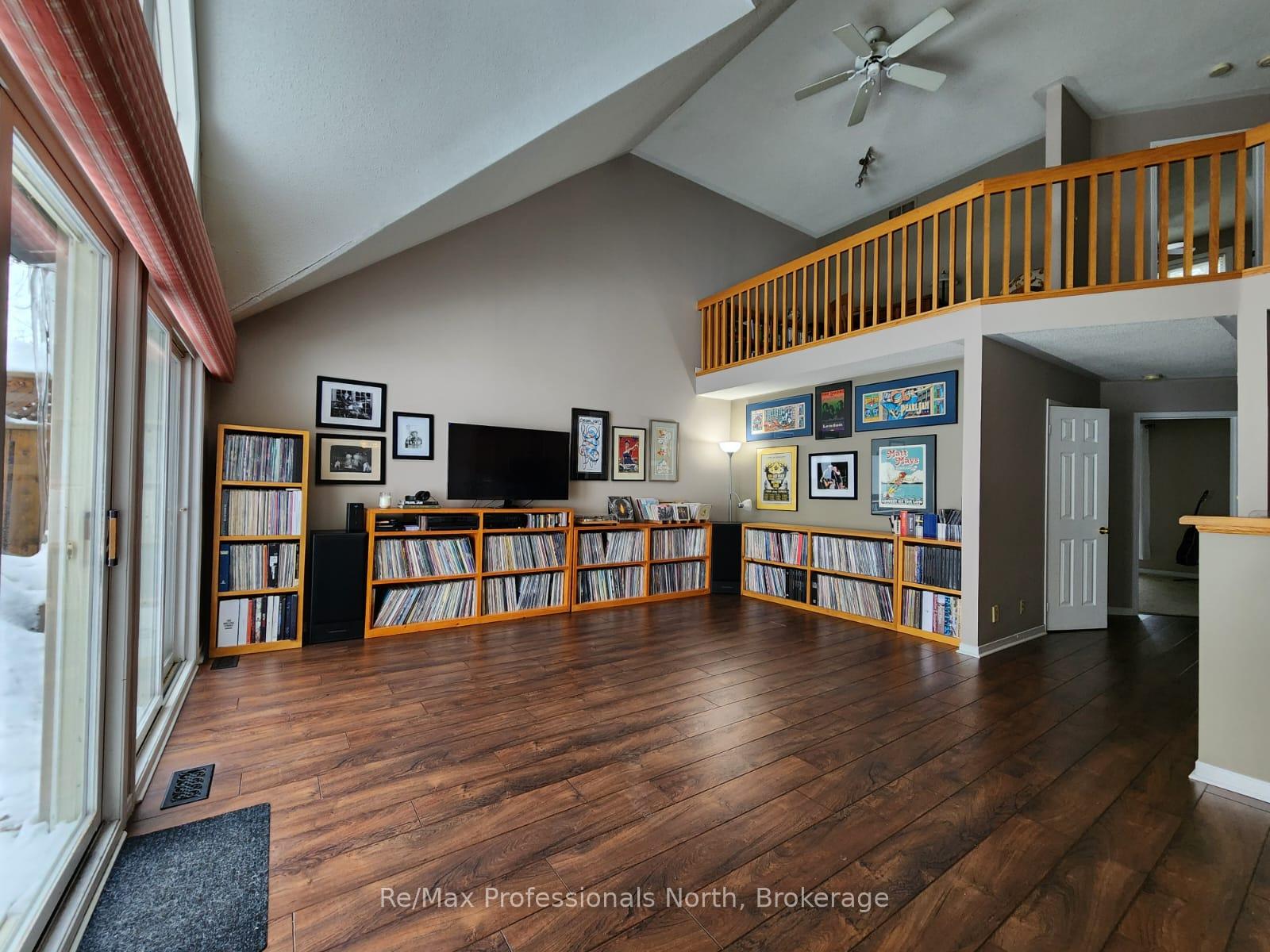 Photo 31 of 44 Fairways Court, Bracebridge, Macaulay — HOMEH