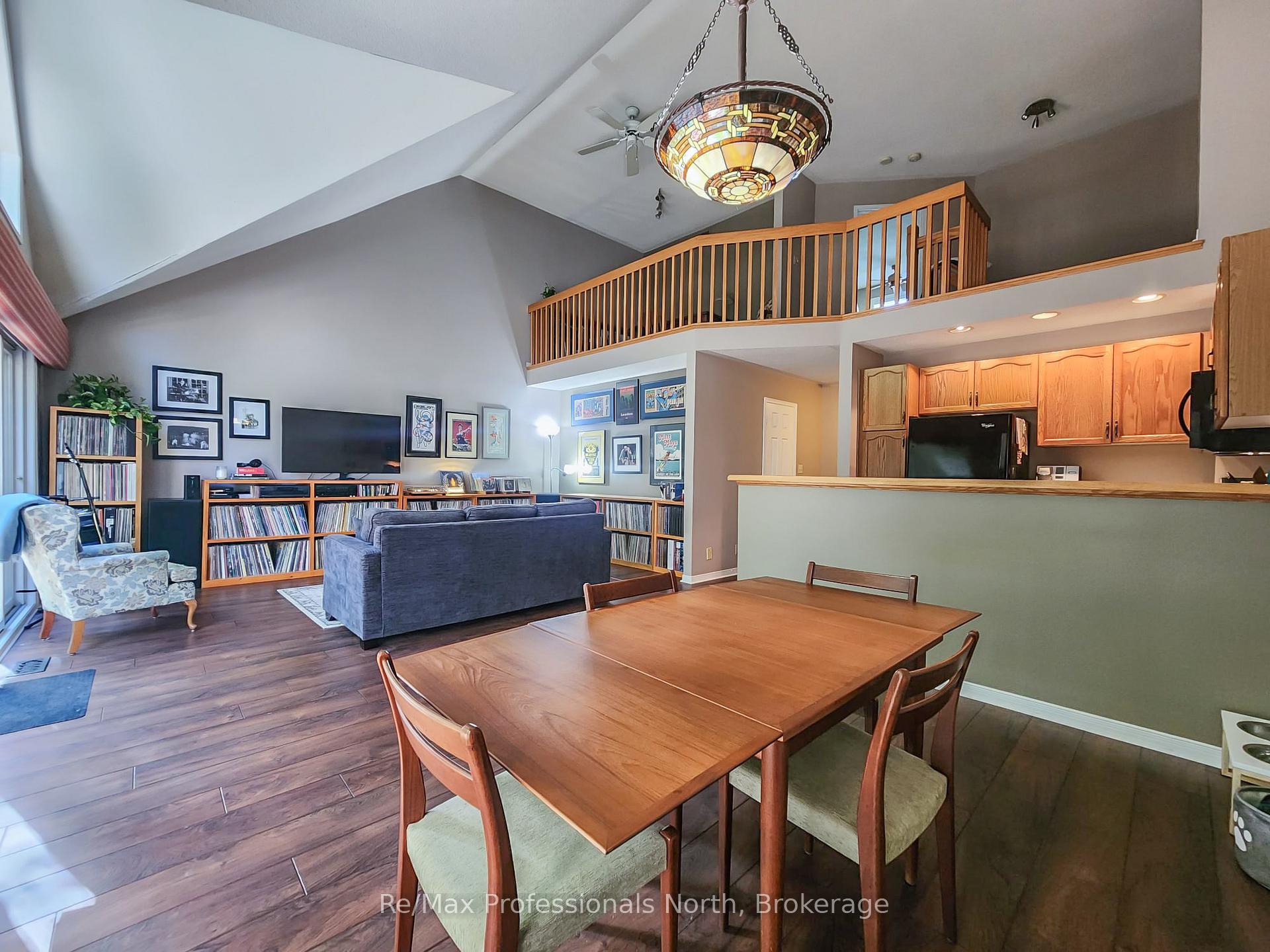 Photo 47 of 44 Fairways Court, Bracebridge, Macaulay — HOMEH