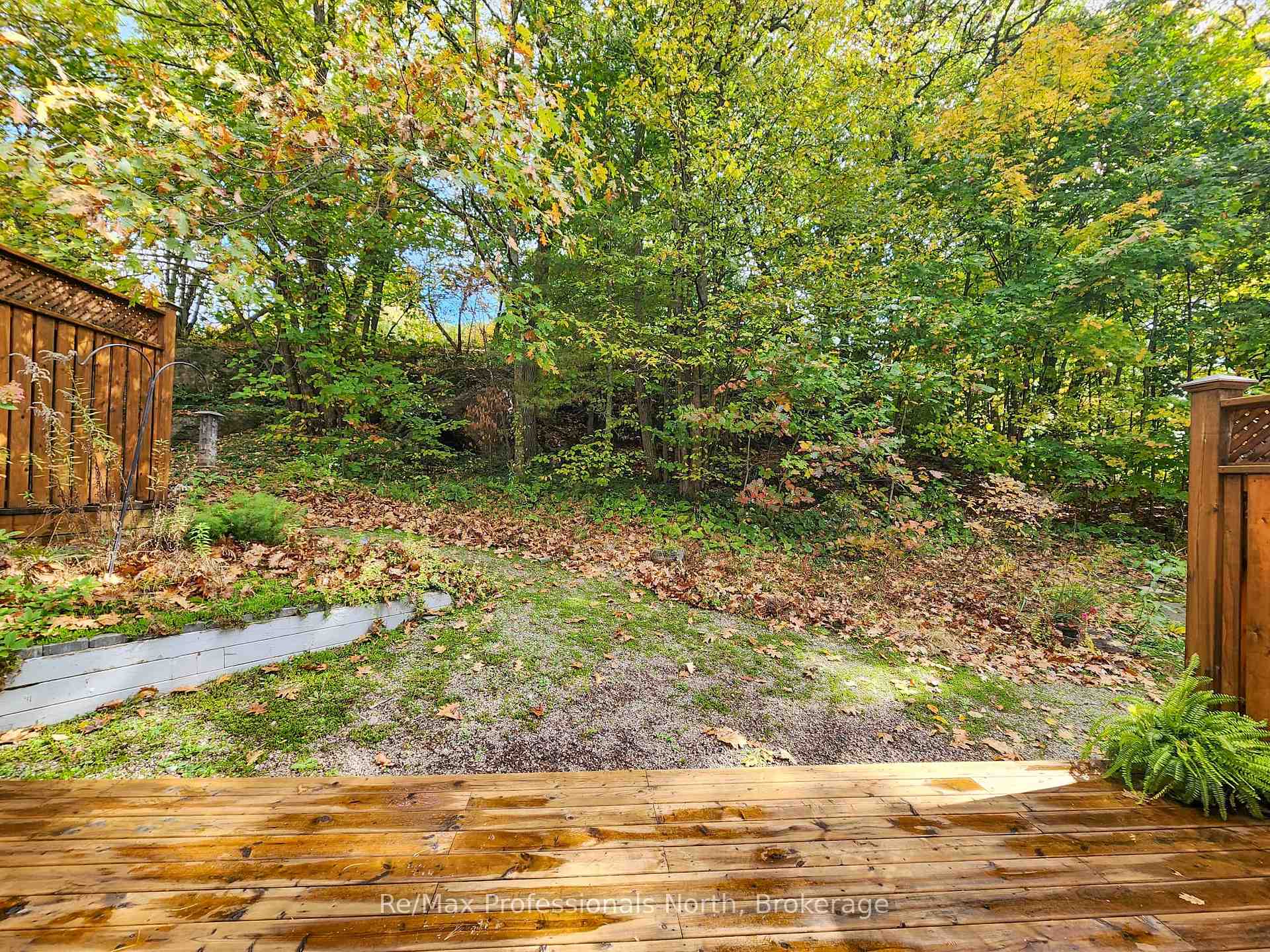 Photo 17 of 44 Fairways Court, Bracebridge, Macaulay — HOMEH