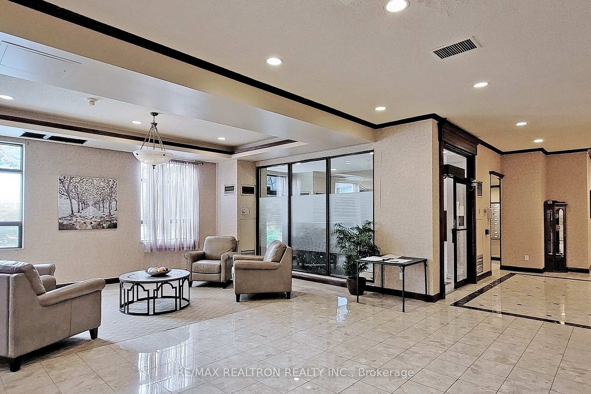 Photo 3 of Unit 613, 2 Raymerville Drive, Markham, Raymerville — HOMEH