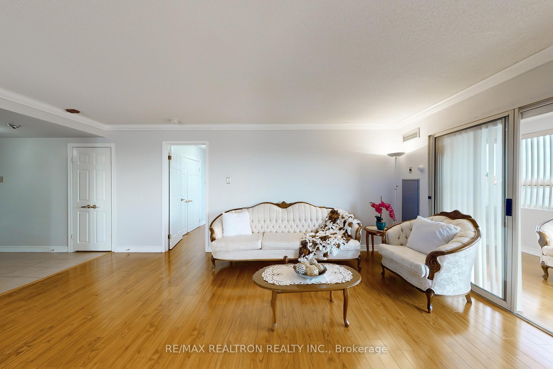 Photo 7 of Unit 613, 2 Raymerville Drive, Markham, Raymerville — HOMEH