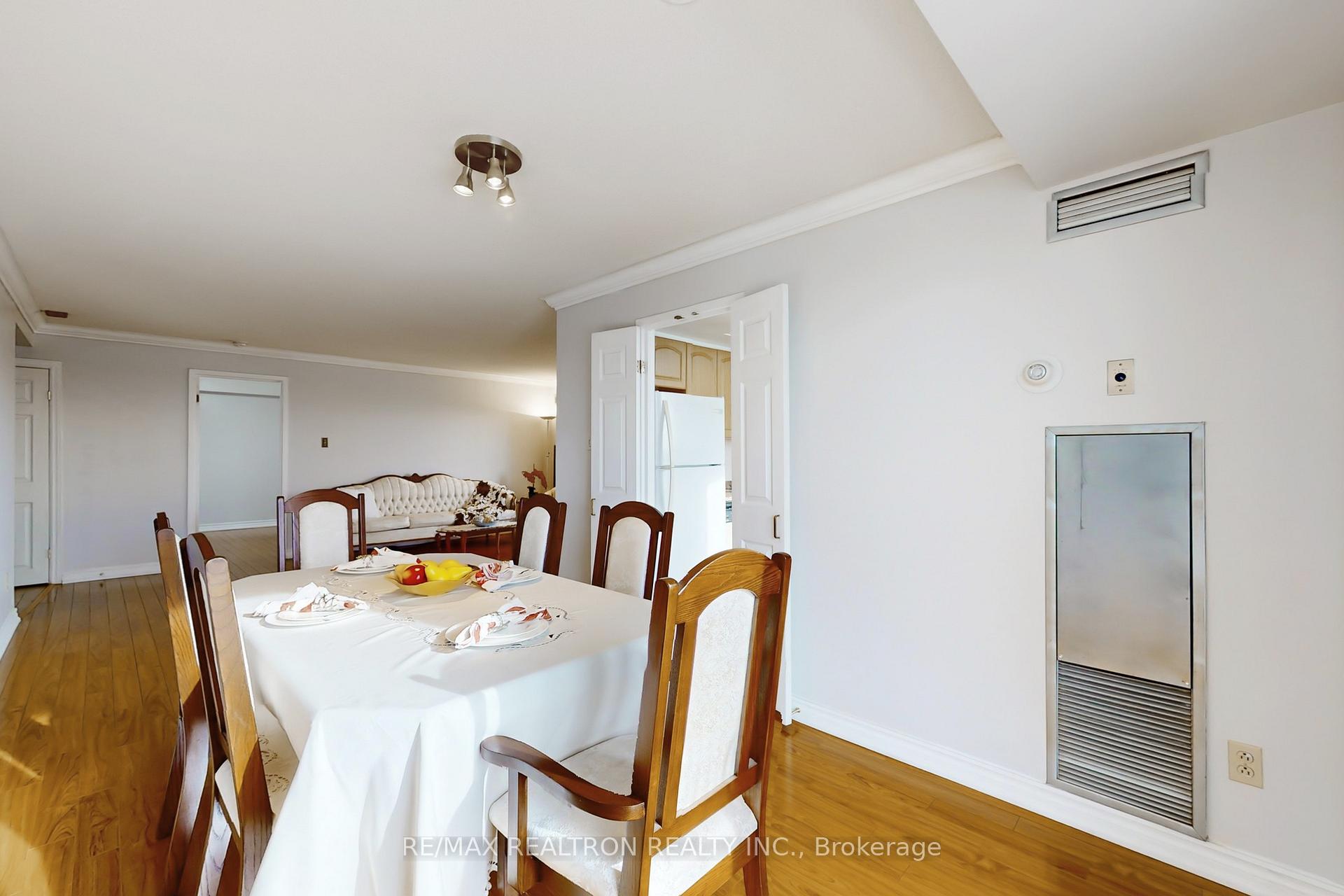 Photo 16 of Unit 613, 2 Raymerville Drive, Markham, Raymerville — HOMEH