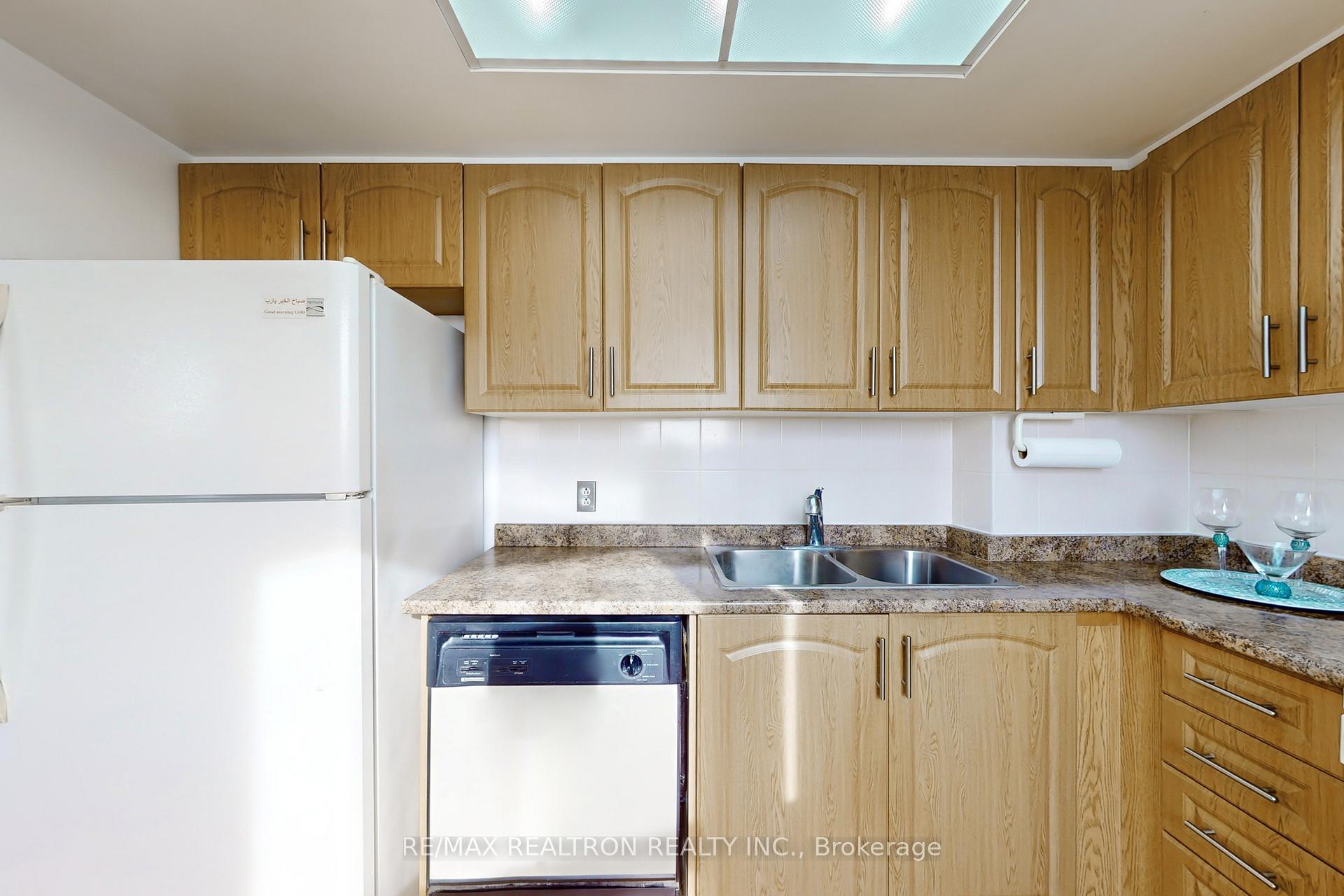 Photo 19 of Unit 613, 2 Raymerville Drive, Markham, Raymerville — HOMEH