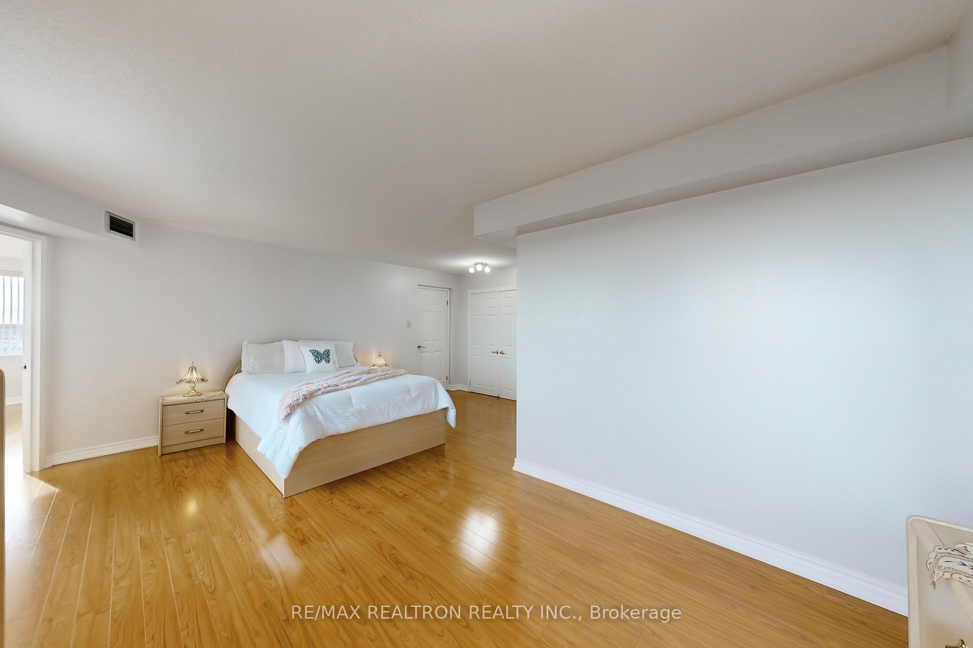 Photo 21 of Unit 613, 2 Raymerville Drive, Markham, Raymerville — HOMEH