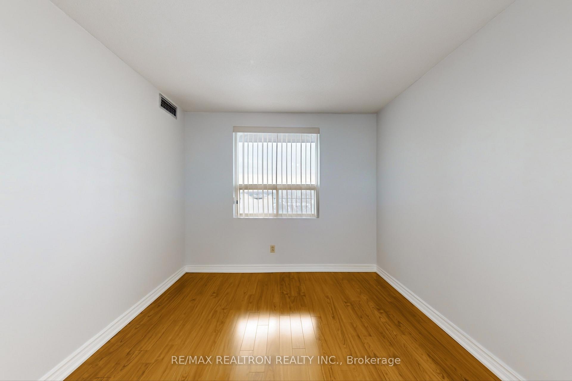 Photo 25 of Unit 613, 2 Raymerville Drive, Markham, Raymerville — HOMEH