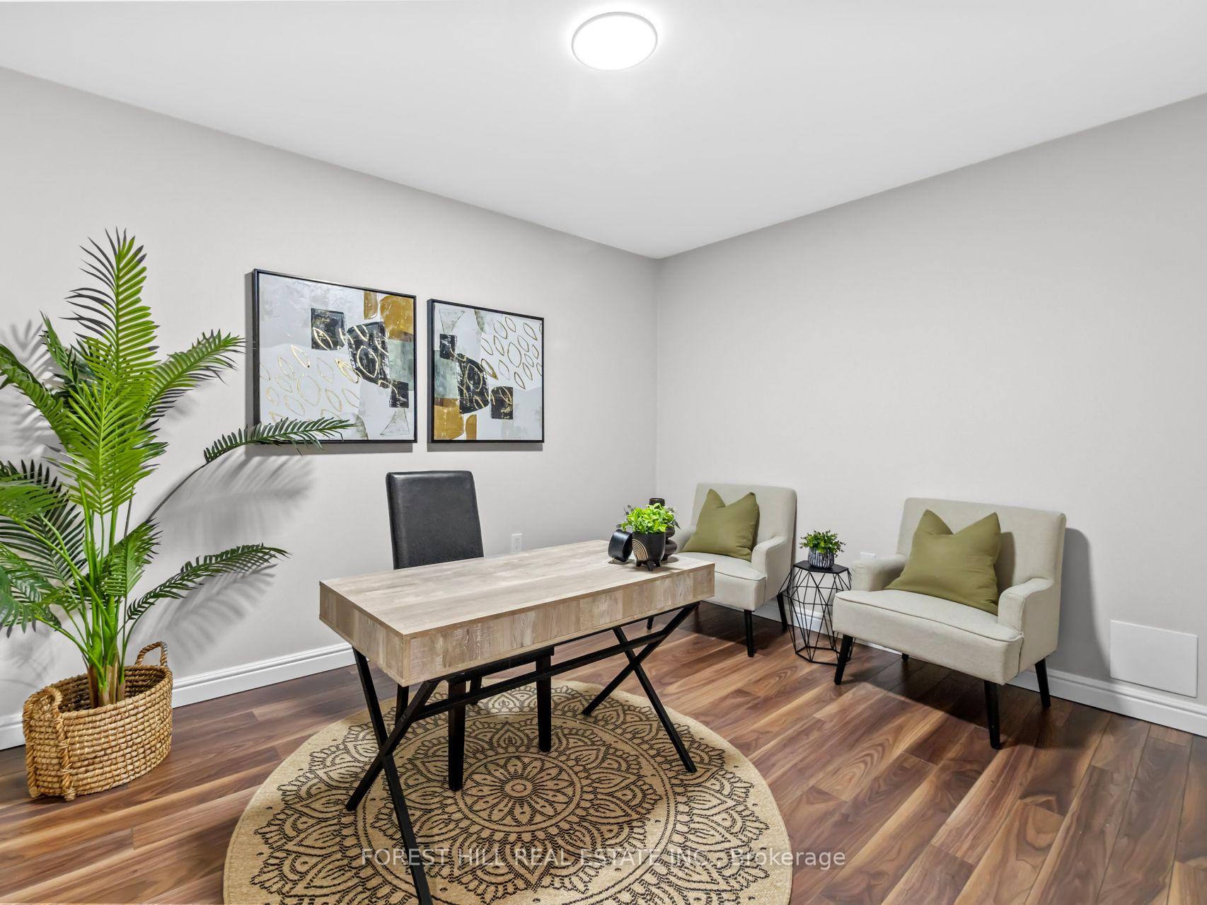 Photo 15 of 47 Lynden Circle, Halton Hills, Georgetown — HOMEH