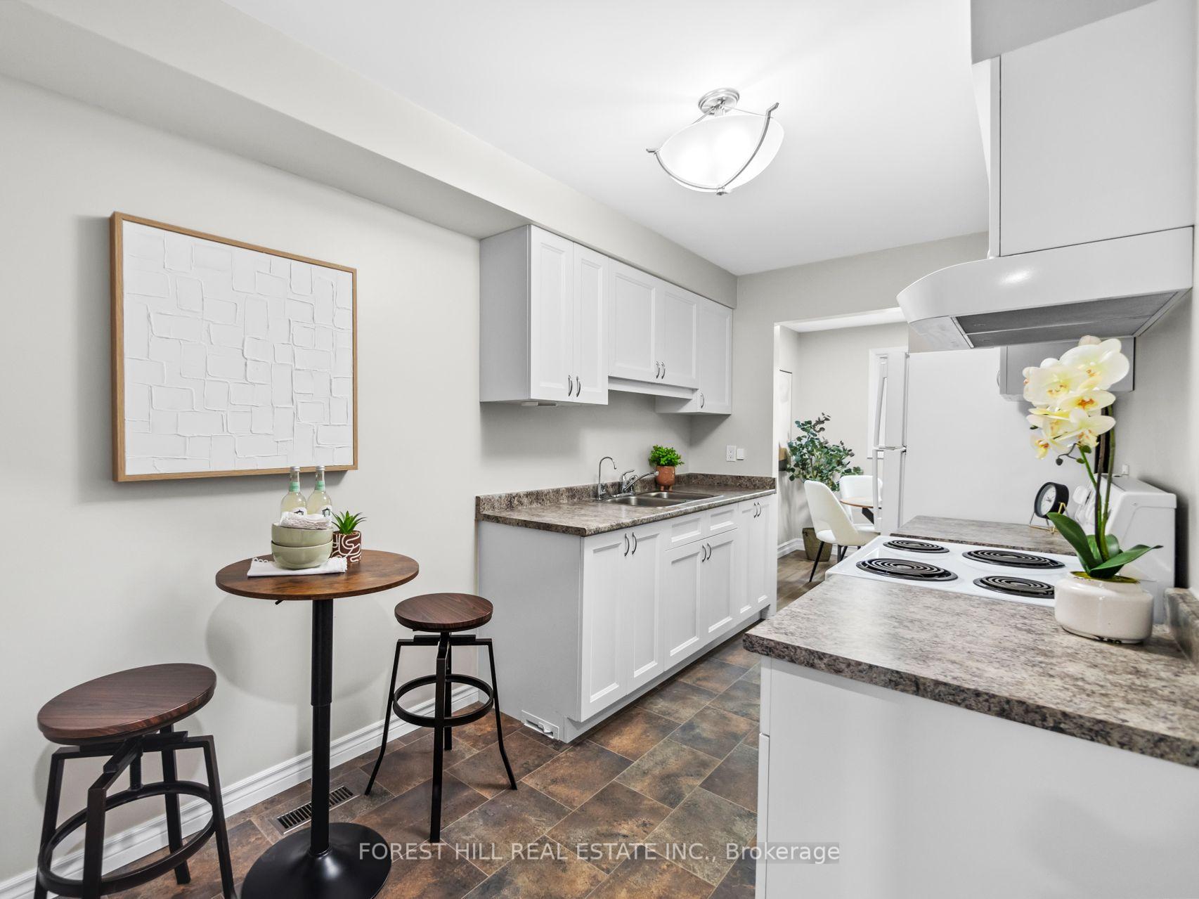 Photo 17 of 47 Lynden Circle, Halton Hills, Georgetown — HOMEH