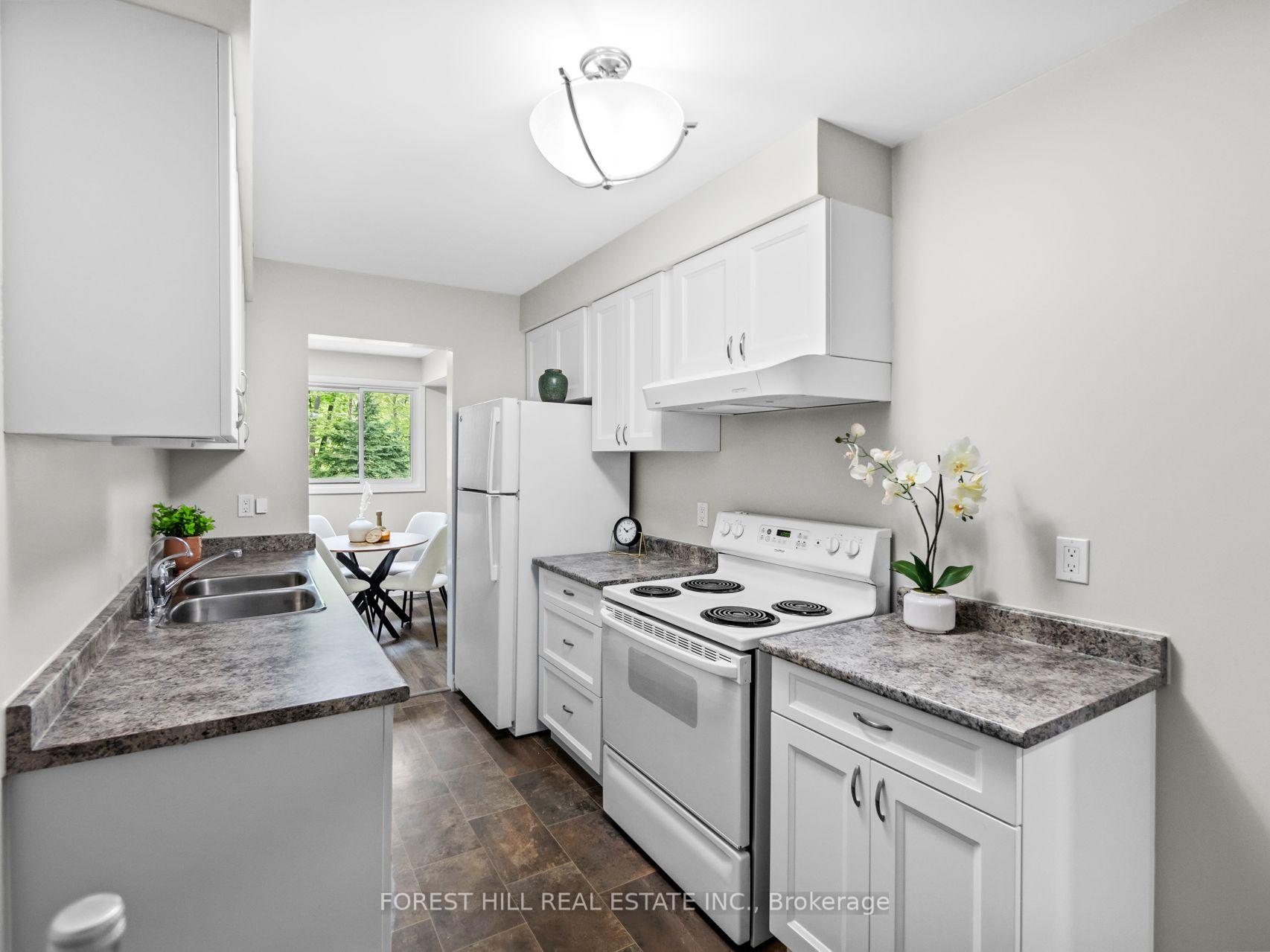 Photo 21 of 47 Lynden Circle, Halton Hills, Georgetown — HOMEH